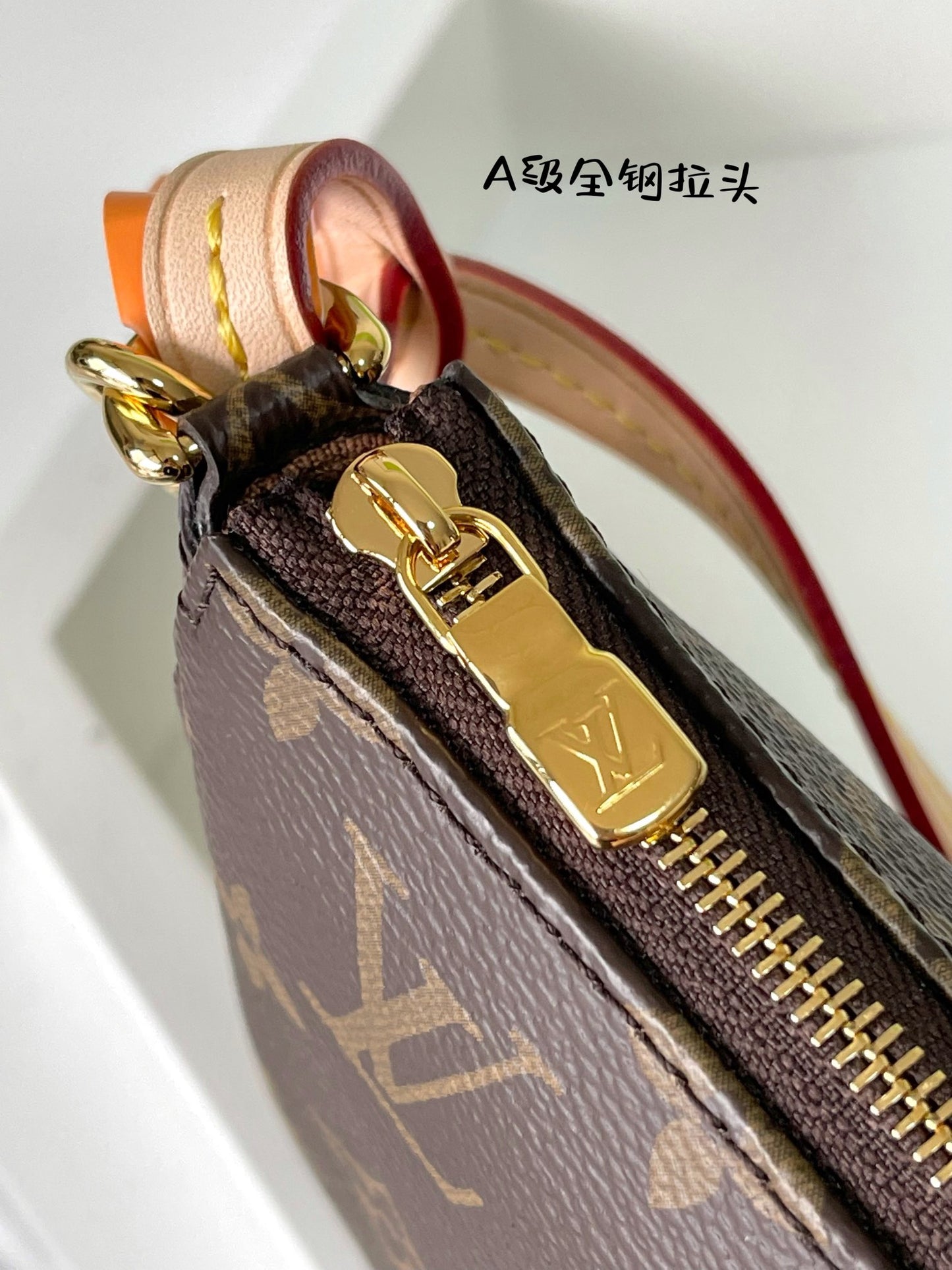 M82766 路L家-Pochette Accessoire 麻將包 手拿/肩背/斜跨包