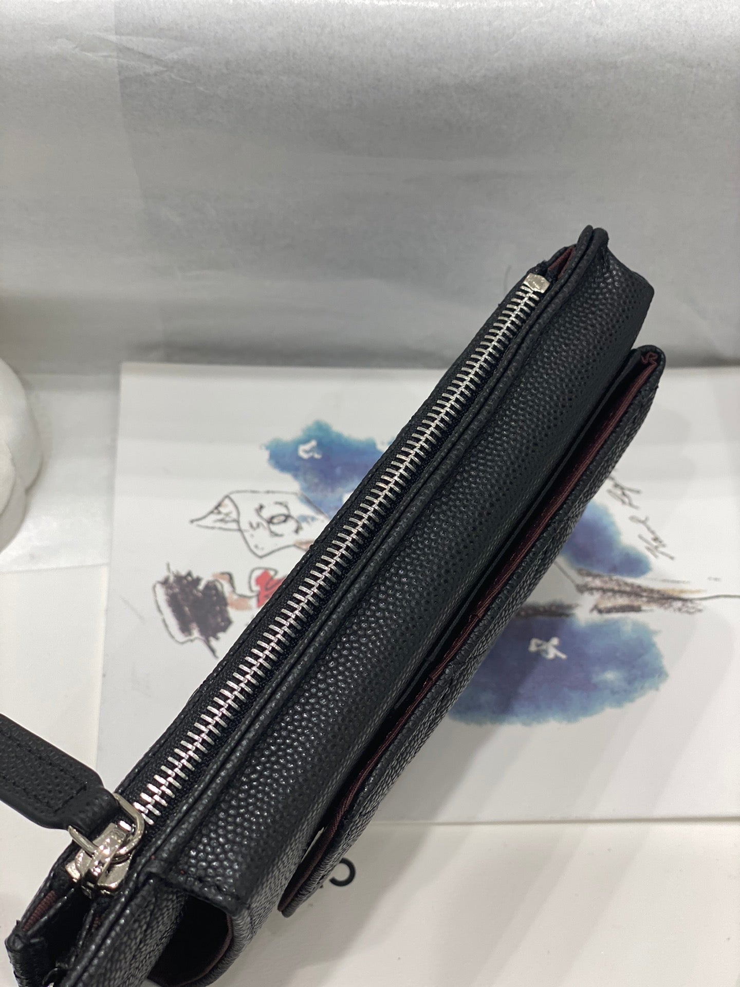小香家-荔枝皮手機包 黑色銀扣