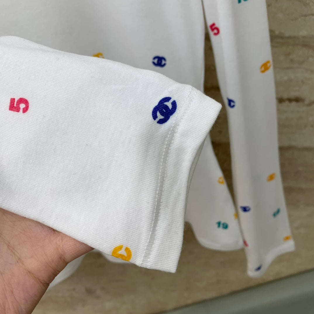 小香家-2403 彩色logo印花長袖TEE
