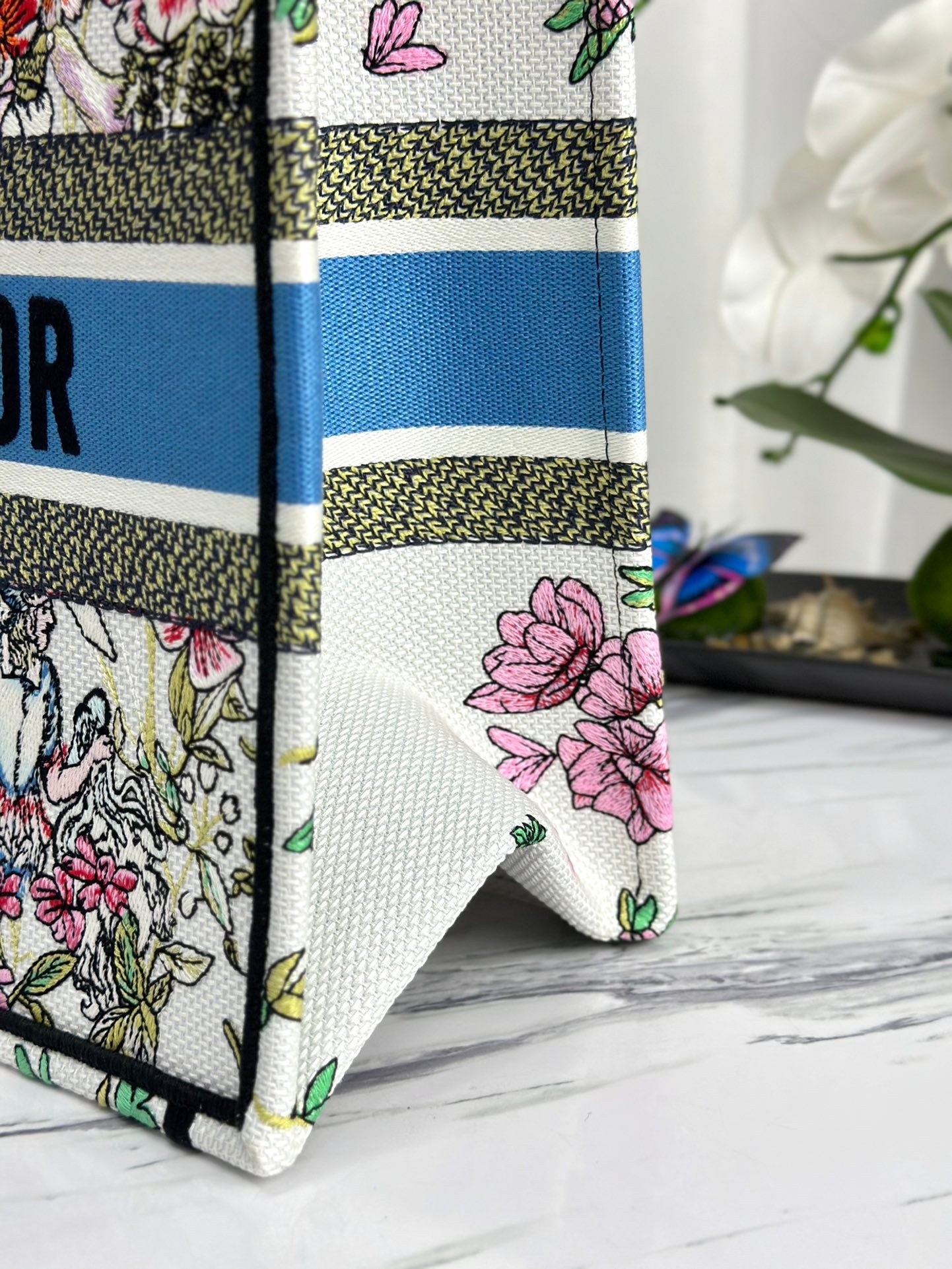 迪D家-Book Tote 白花刺繡 中號