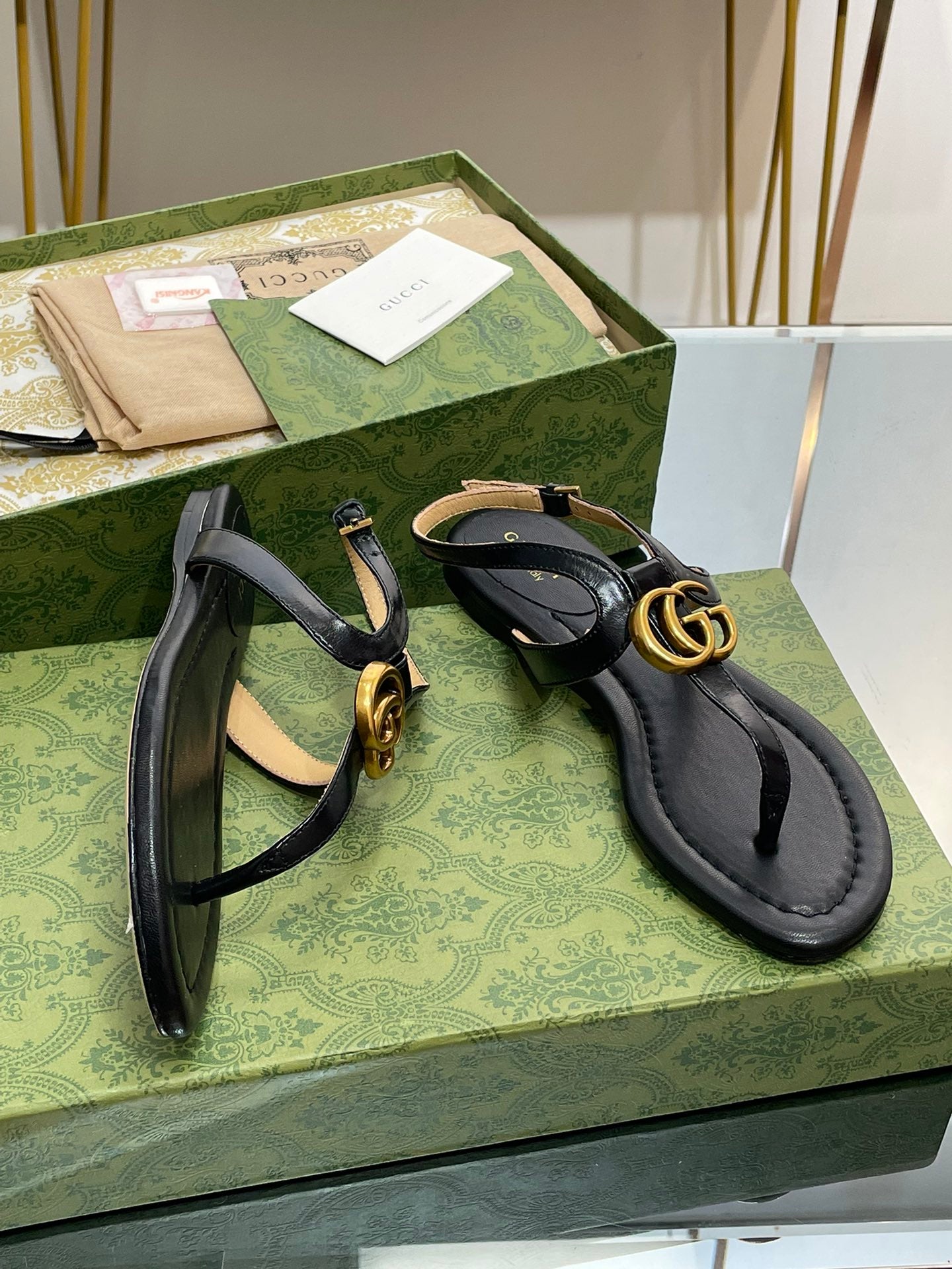 古G家-2023夏季新款 雙G扣夾趾涼鞋 黑色