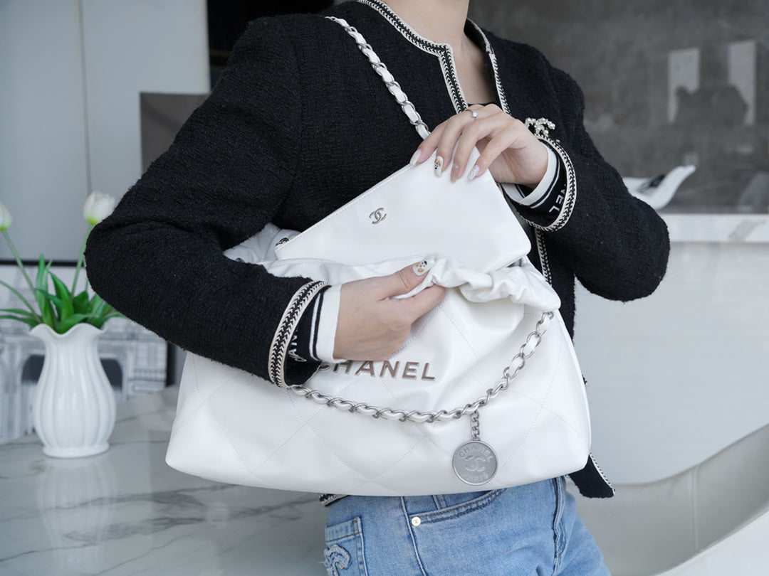 小香家-Chanel 22號手袋 橫版 白銀色