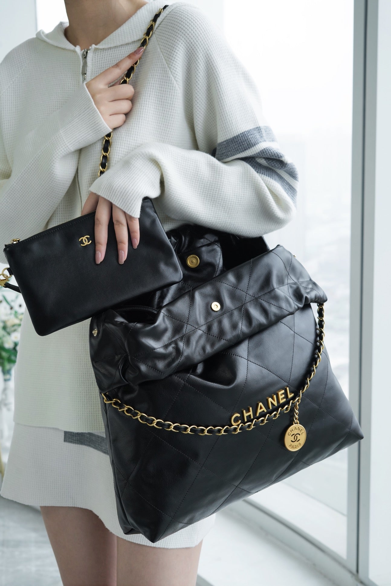 小香家-Chanel 22號手袋 黑金色大號