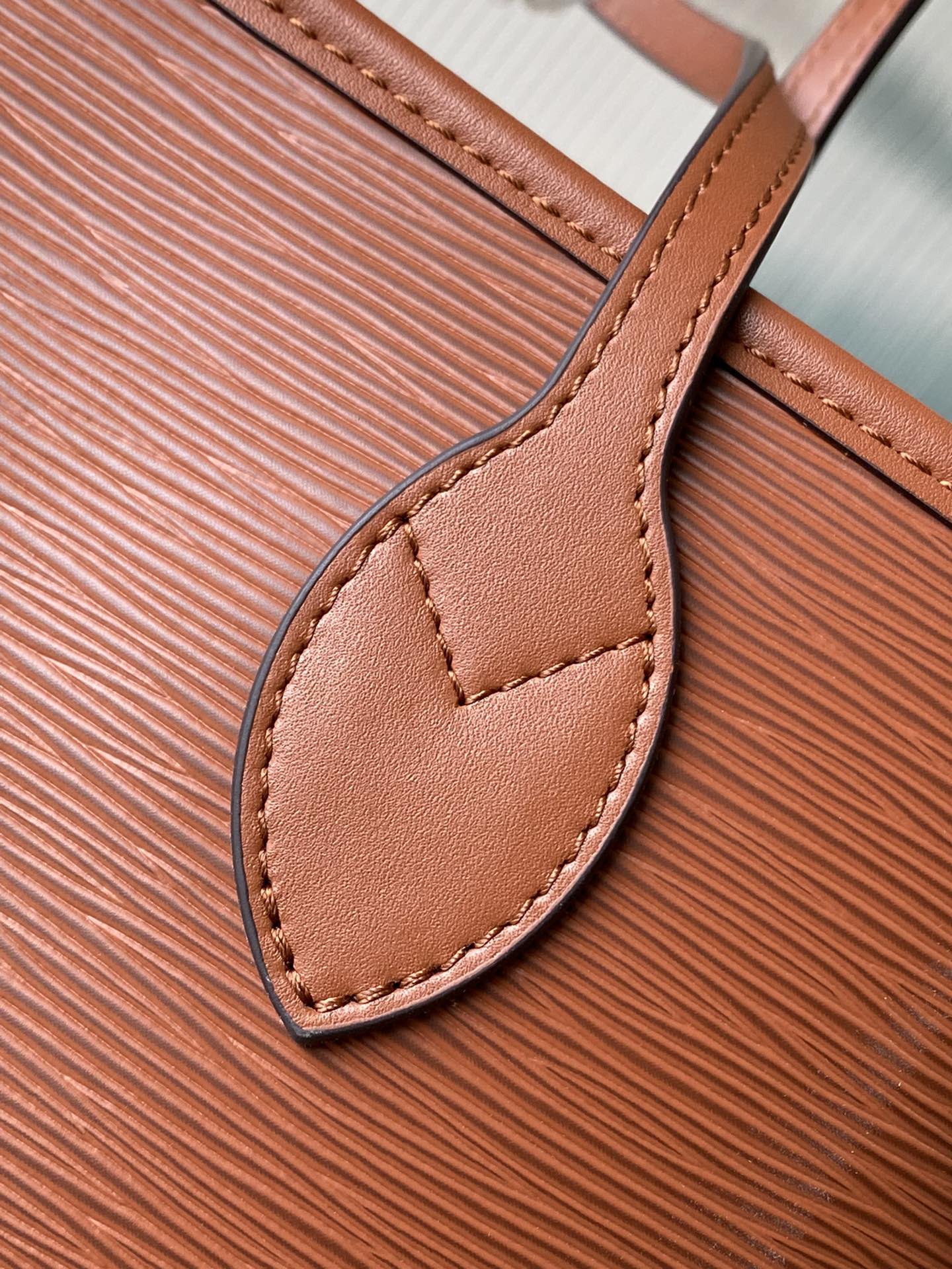 路L家-M12467 Neverfull MM手挽袋 棕色