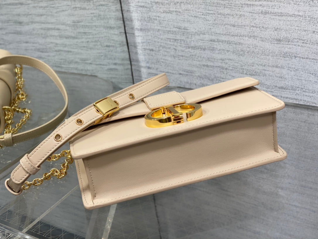 迪D家-30Montaigne 手袋 杏色 21CM