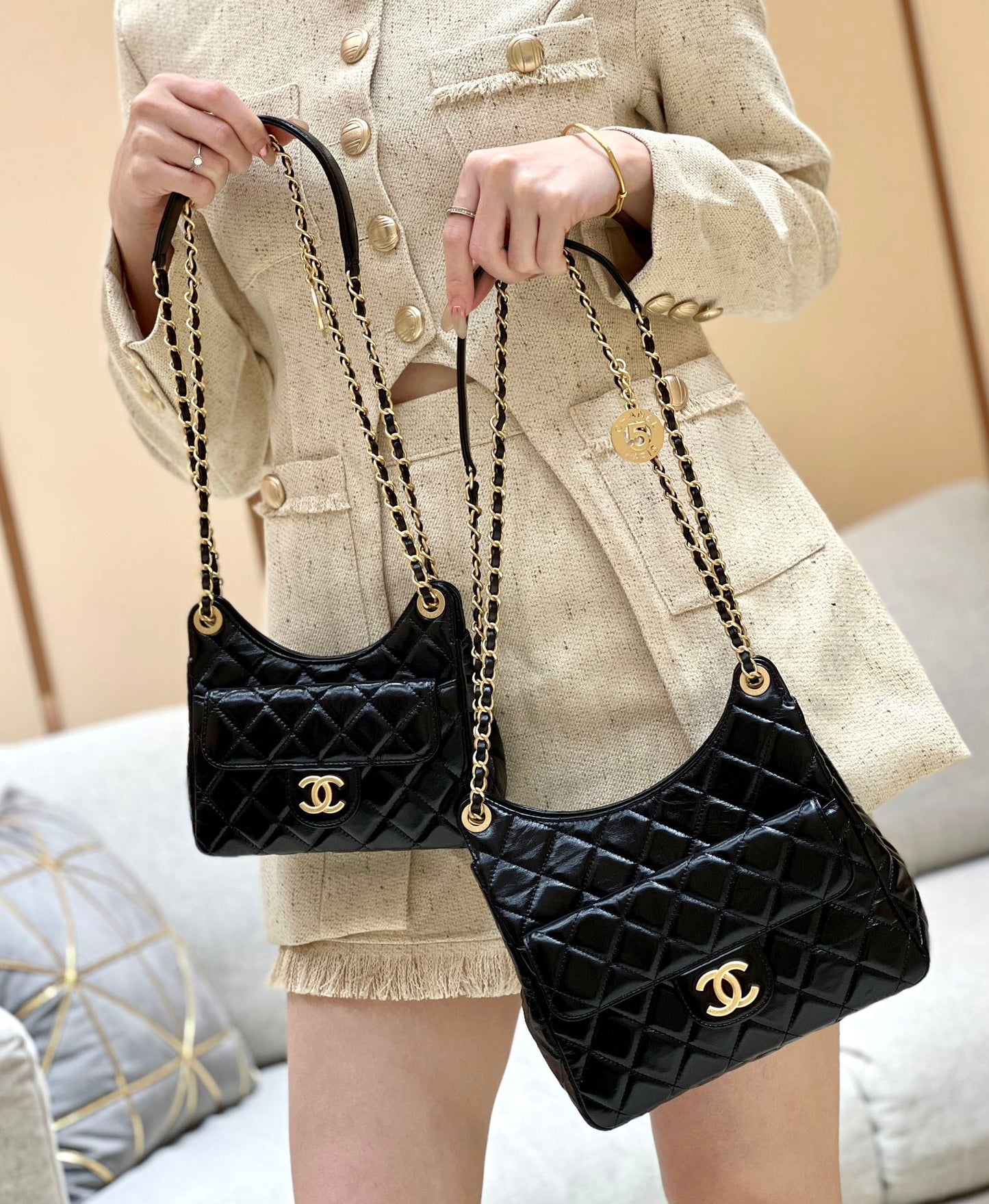 小香家-Chanel Hobo 23c早春款 油蠟皮黑色 大號