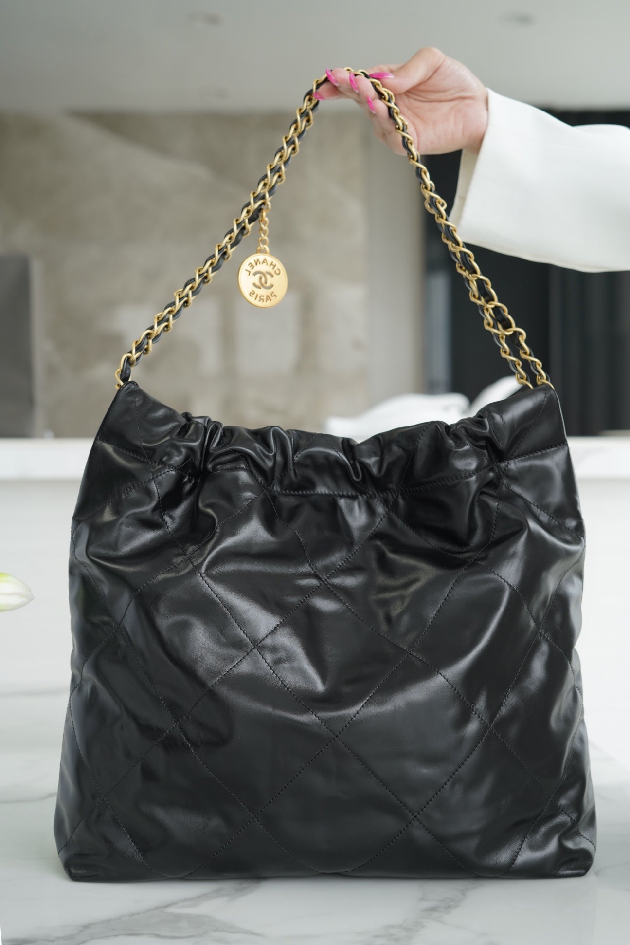 小香家-22P 22Bag 中號 黑色金扣