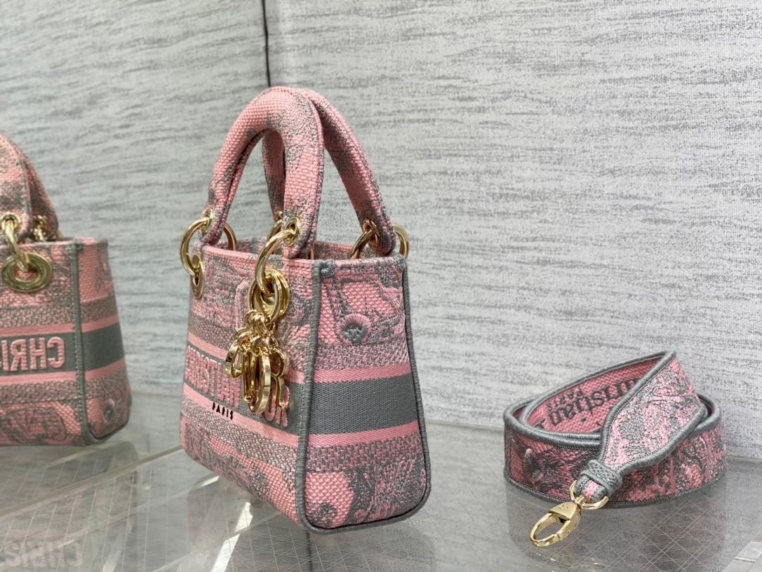 迪D家-Lady Sauvage茹伊印花刺繡系列 粉灰色 Mini