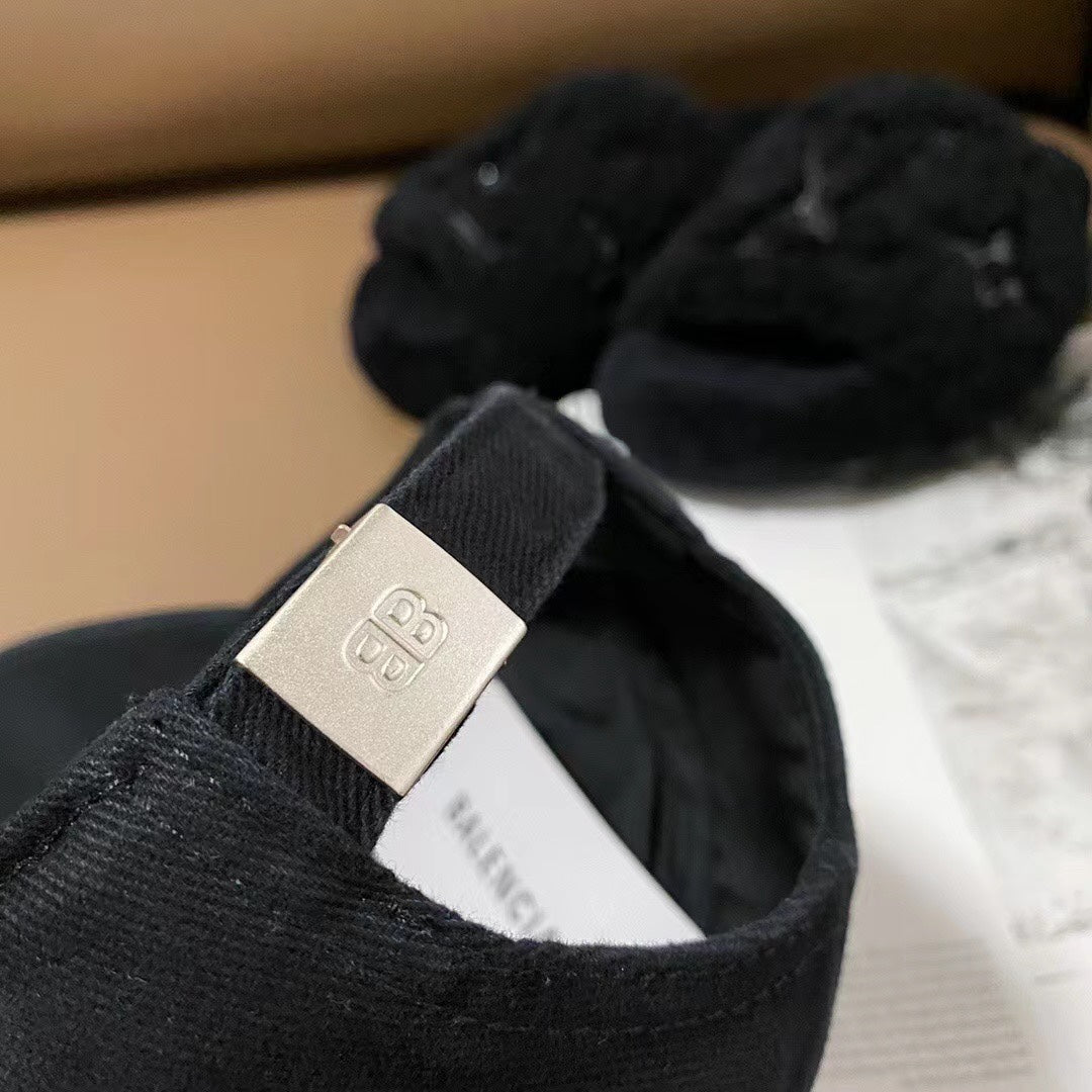 巴黎世-刺繡棒球帽 黑色