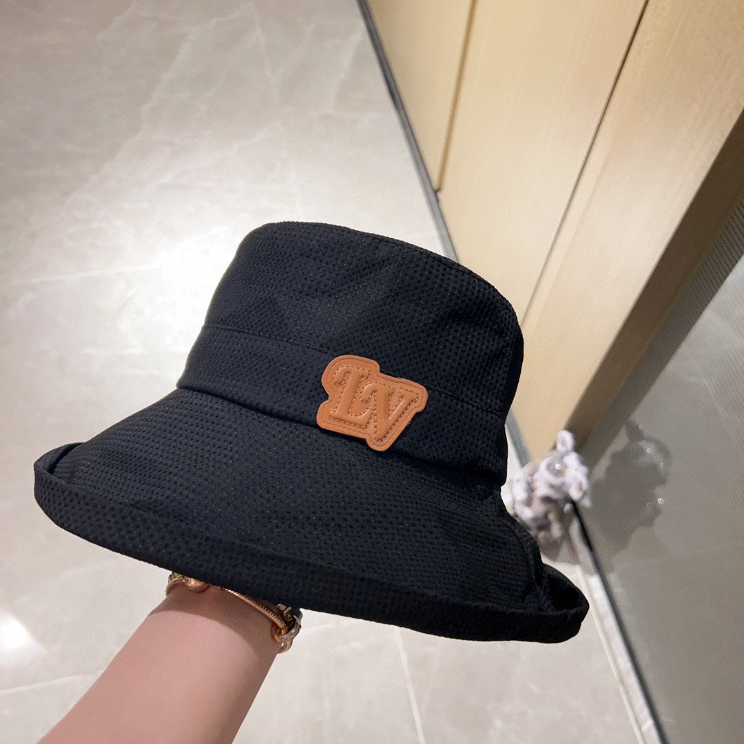 路L家-2023新款皮製Logo大沿漁夫帽 黑色