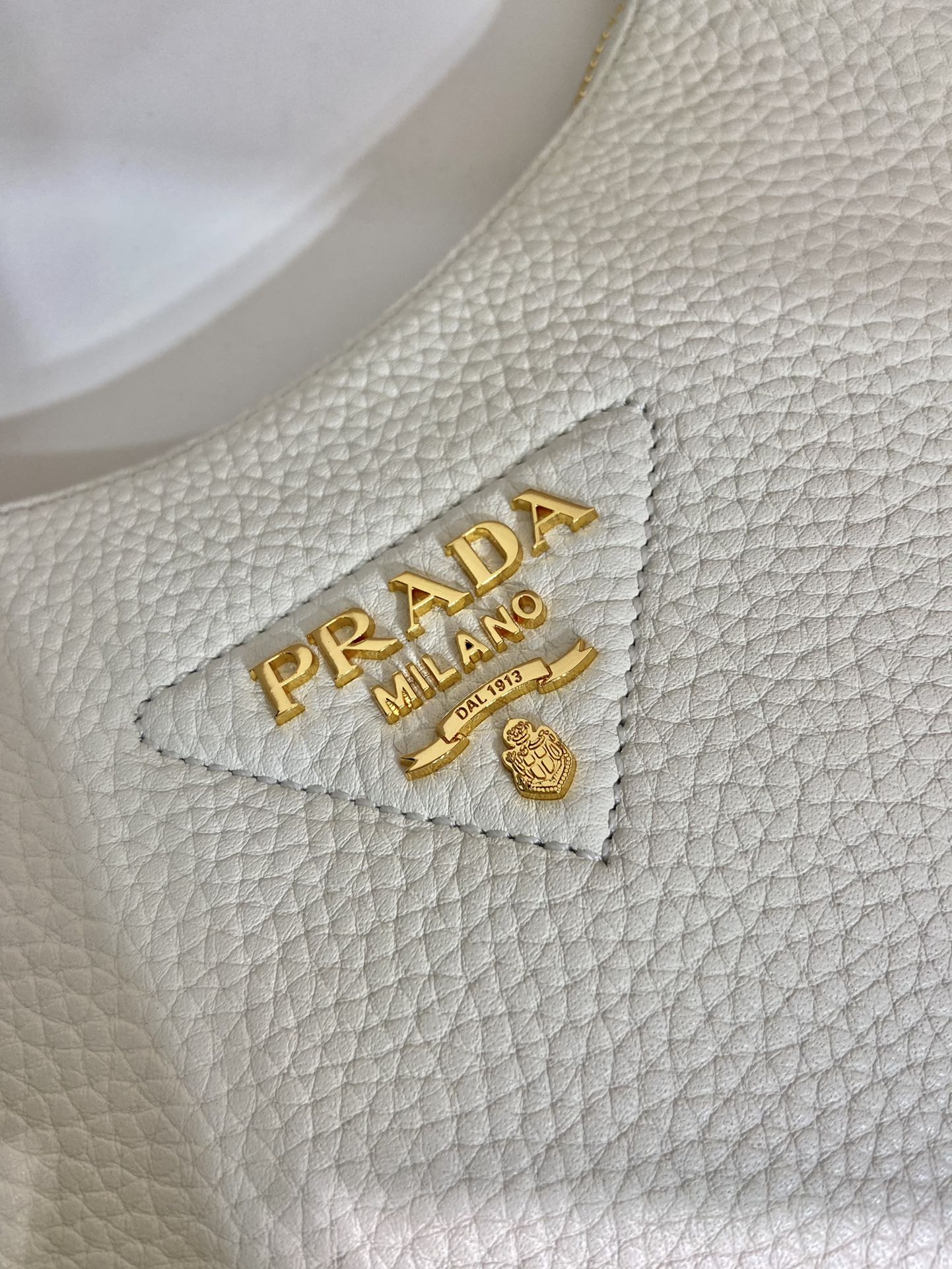普P家-鹿皮紋牛皮單肩包 小號 白色