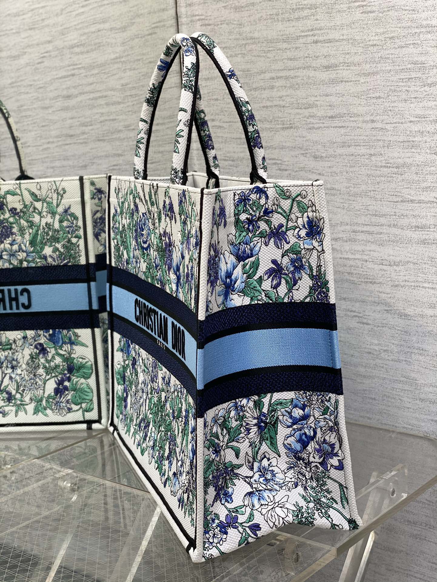 迪D家-Book Tote 2023春夏系列 浪漫花刺繡藍色 大號