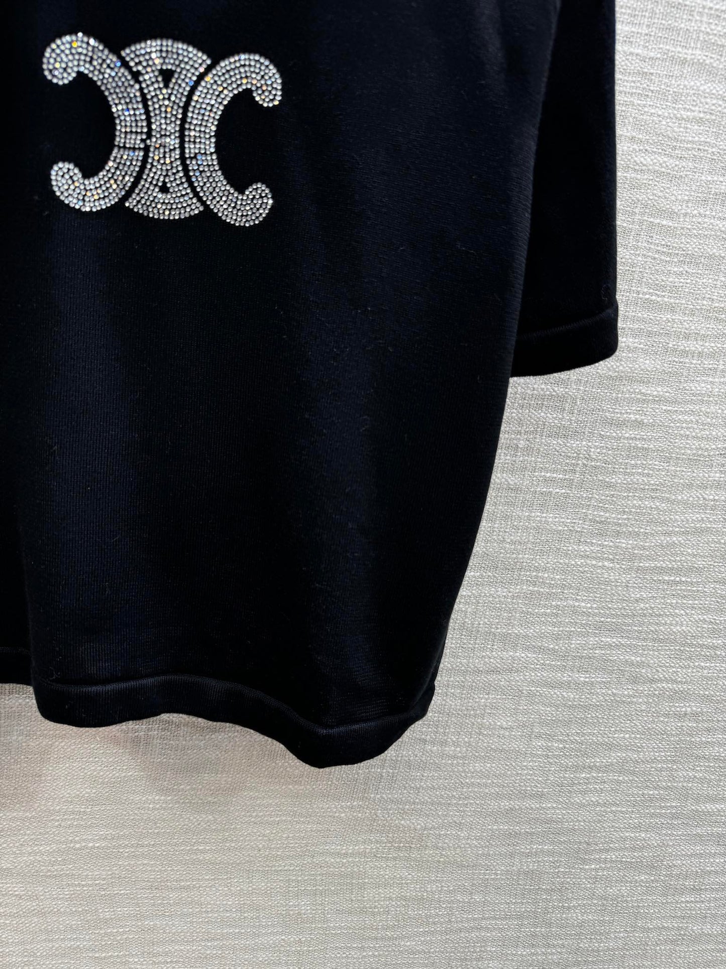 賽C家-2403 24春夏燙鑽logo針織短袖 黑色
