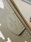 M22670 路L家-Multi Pochette Accessoires 肩背包/斜跨包 卡其綠色