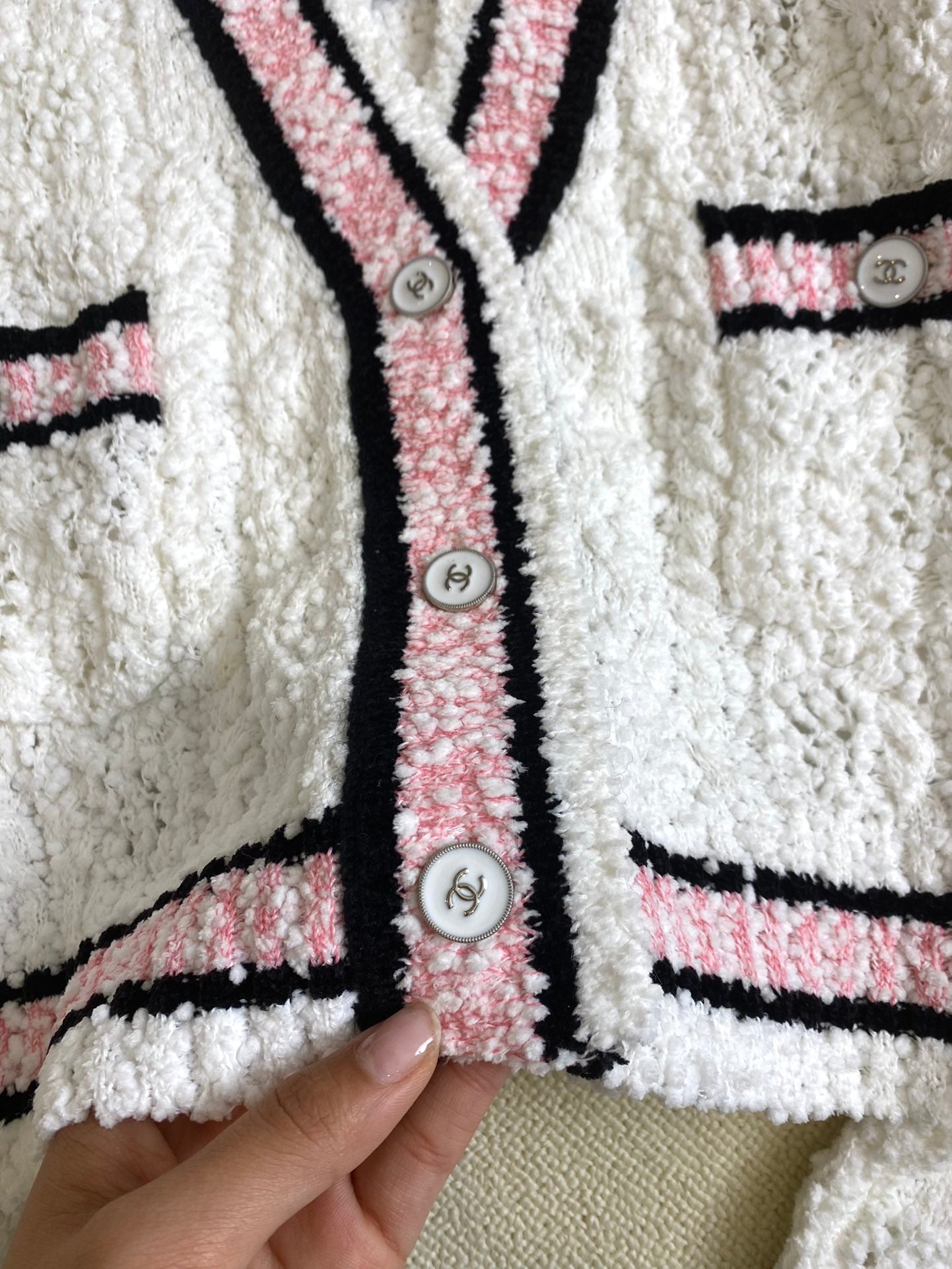 小香家-2403 早春新品針織開衫 白色