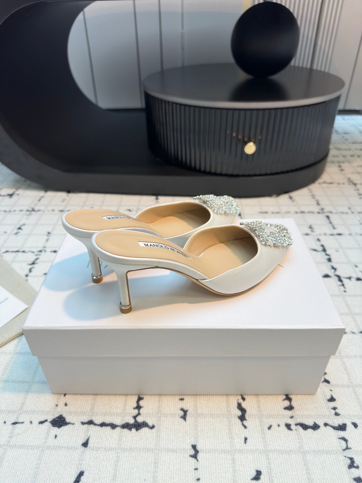 Manolo Blahnik-2024 高跟拖鞋 白色