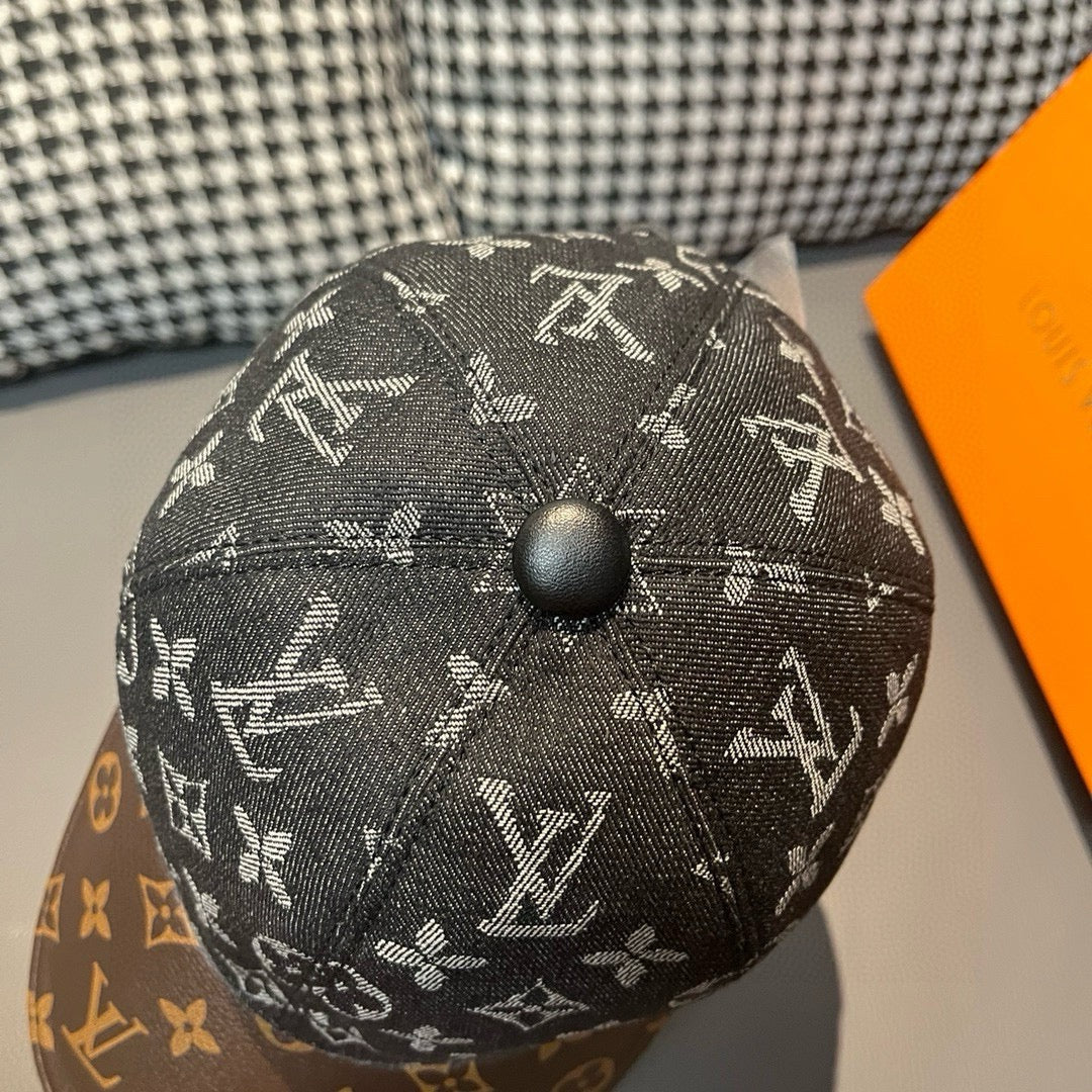 路L家-新款 老花牛仔拼皮鴨舌帽 黑色