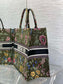 迪D家 Book Tote 刺繡字母軍綠花 大號41.5cm