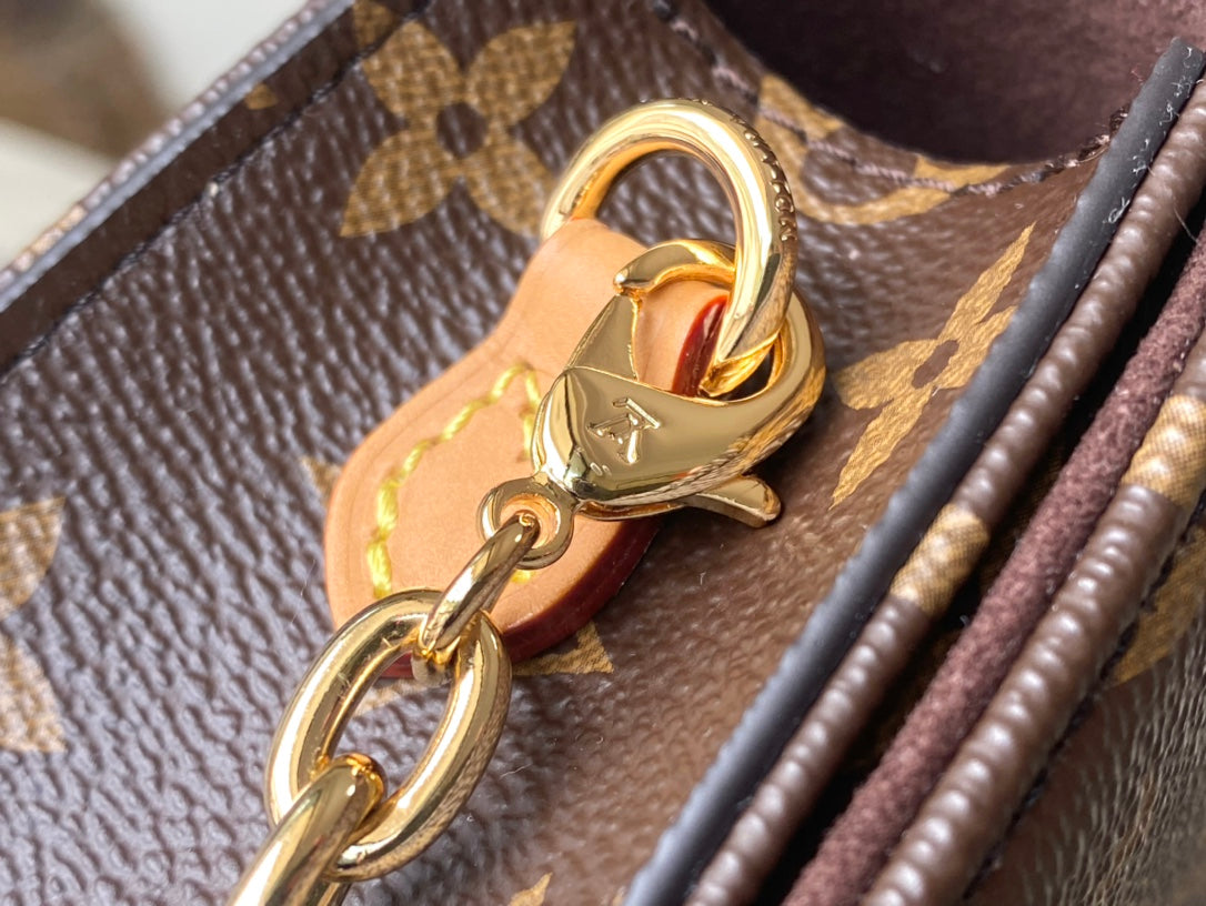 M82509 路L家-Wallet On Chain Lily