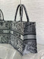 迪D家-Book Tote 2023春夏系列 巴黎地圖刺繡 灰色 中號