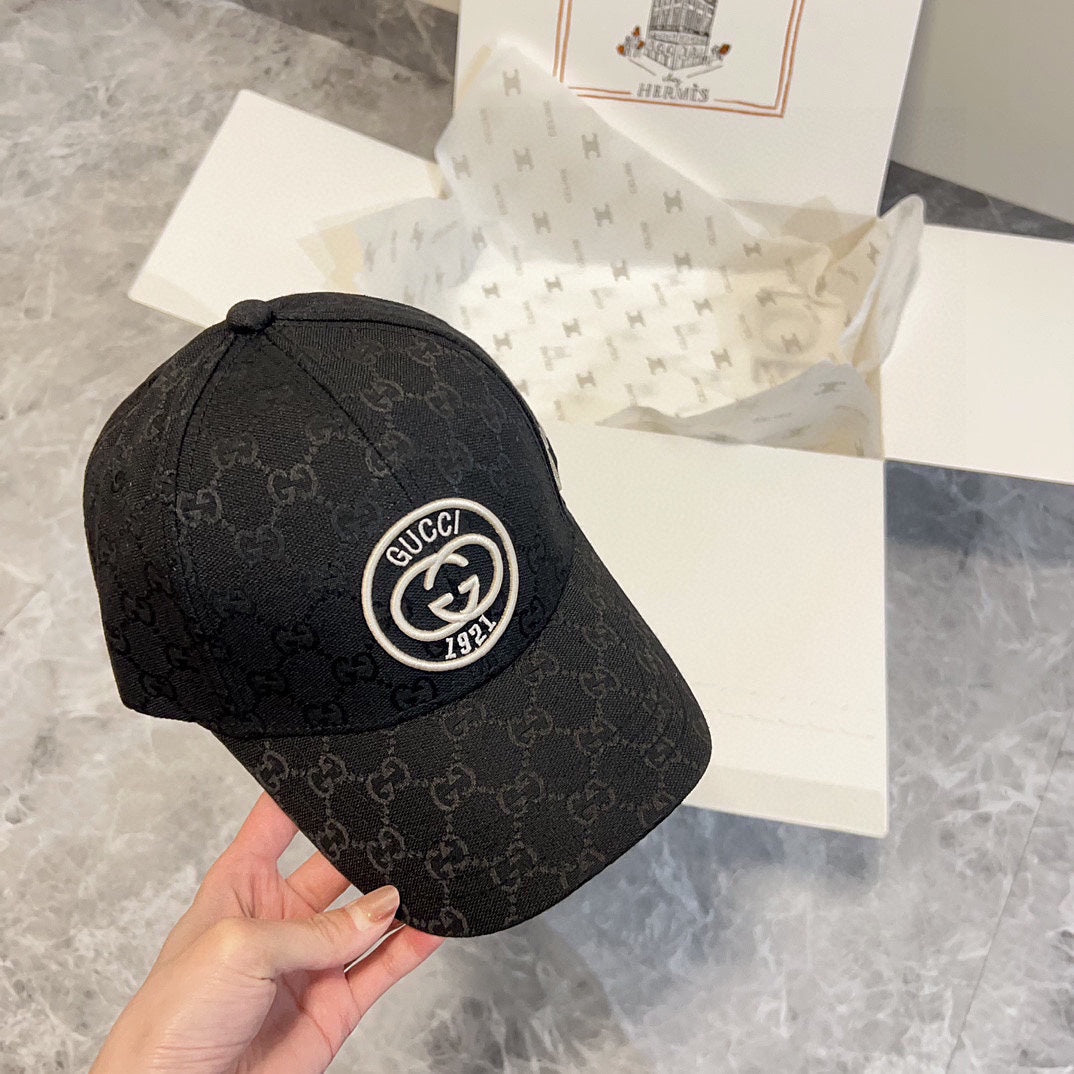 古G家-2024新款 重工刺繡Logo棒球帽 黑色