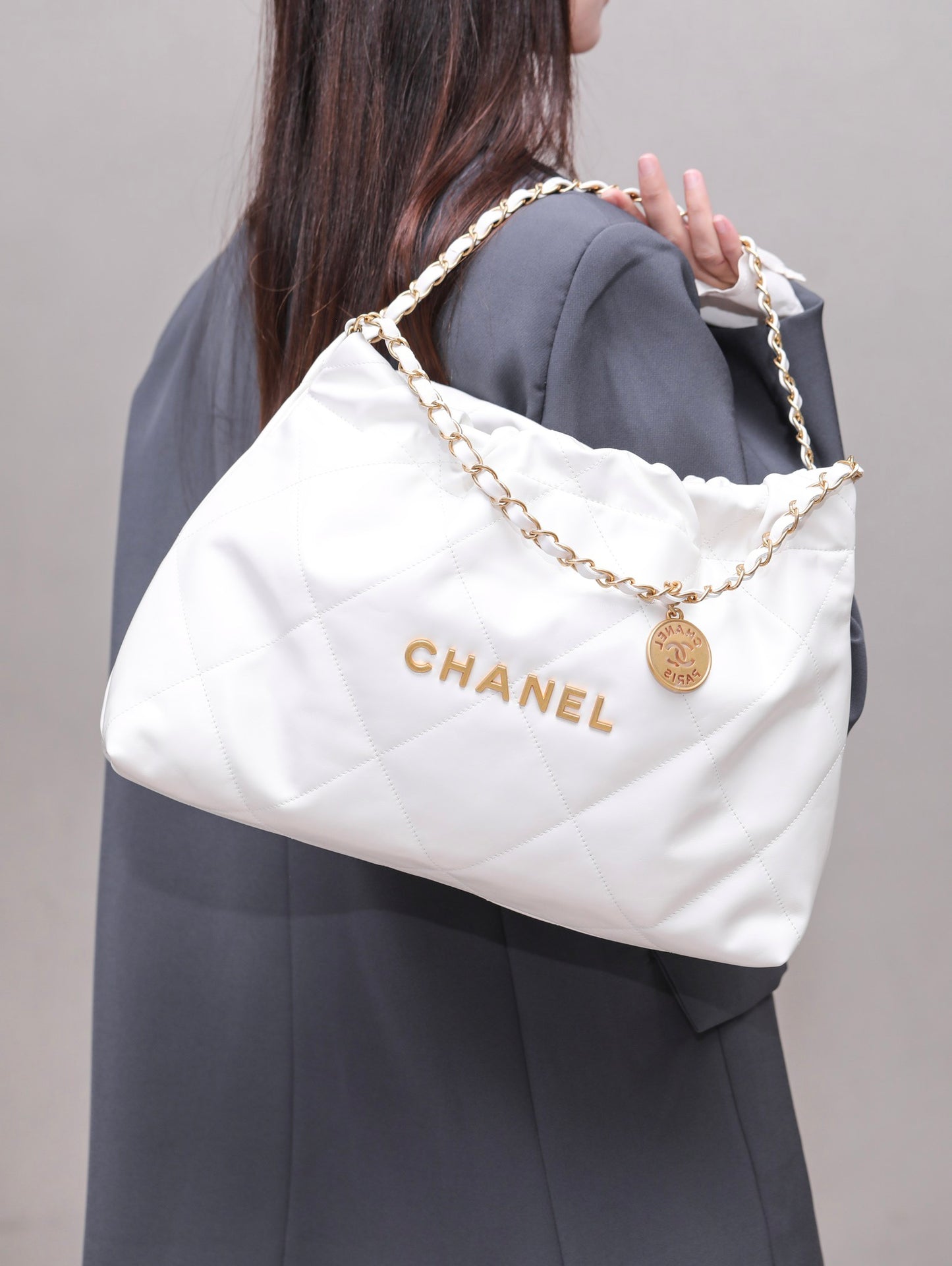 小香家-Chanel 22號手袋 橫版 白金色