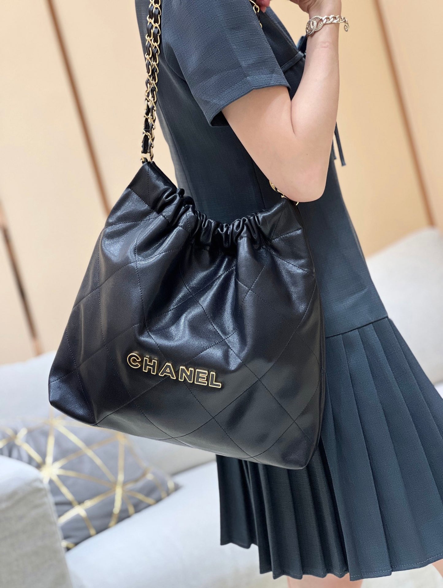 小香家-牛皮球紋顆粒22bag垃圾袋包 黑色