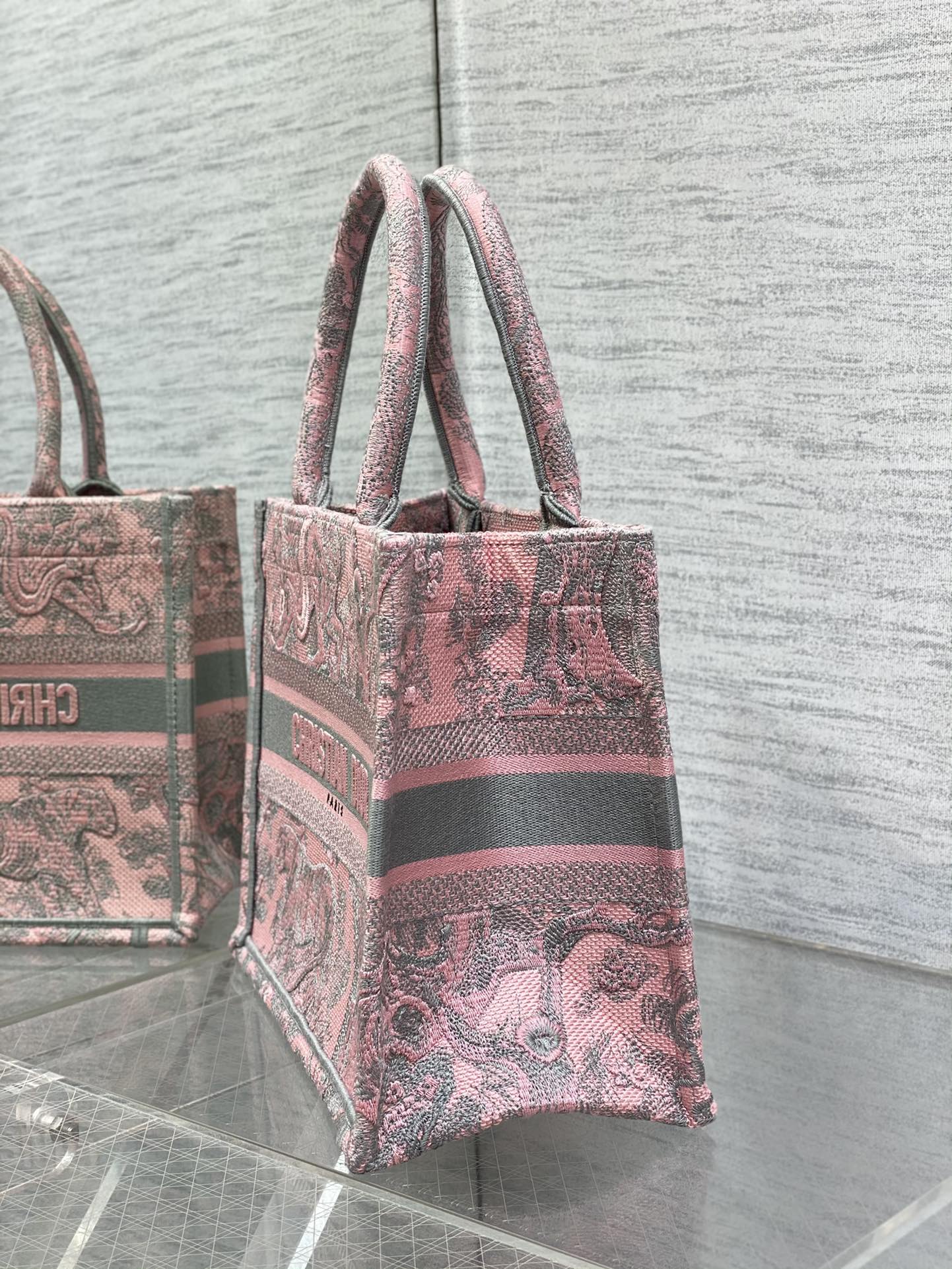 迪D家-Book Tote 2023春夏系列 動物園茹伊灰粉 小號
