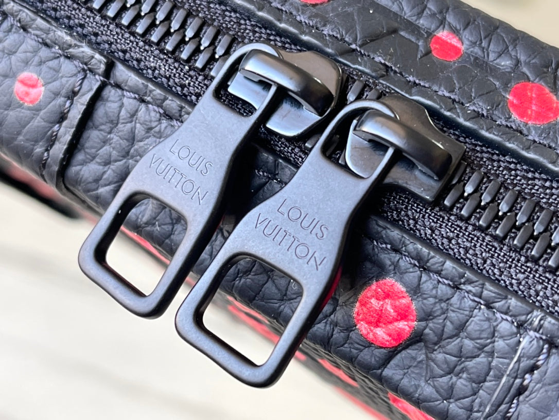 M81905 路L家-Handle Soft Trunk 手袋