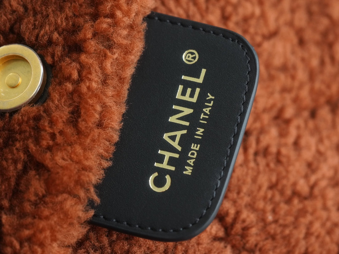 小香家-Chanel 22號手袋 羊羔毛款 黑棕色