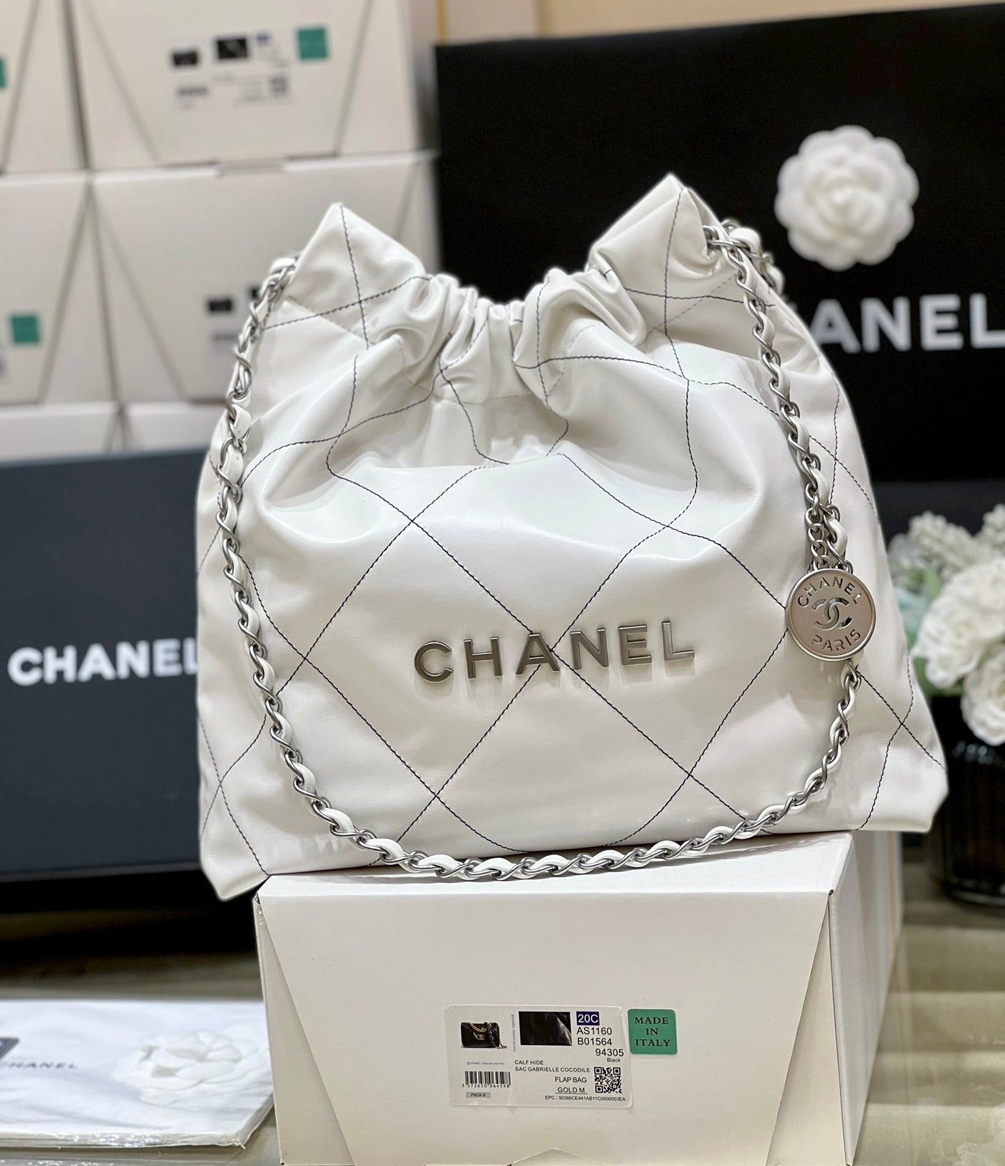 小香家-2023早春度假系列 22Bag 小號 白色配黑線