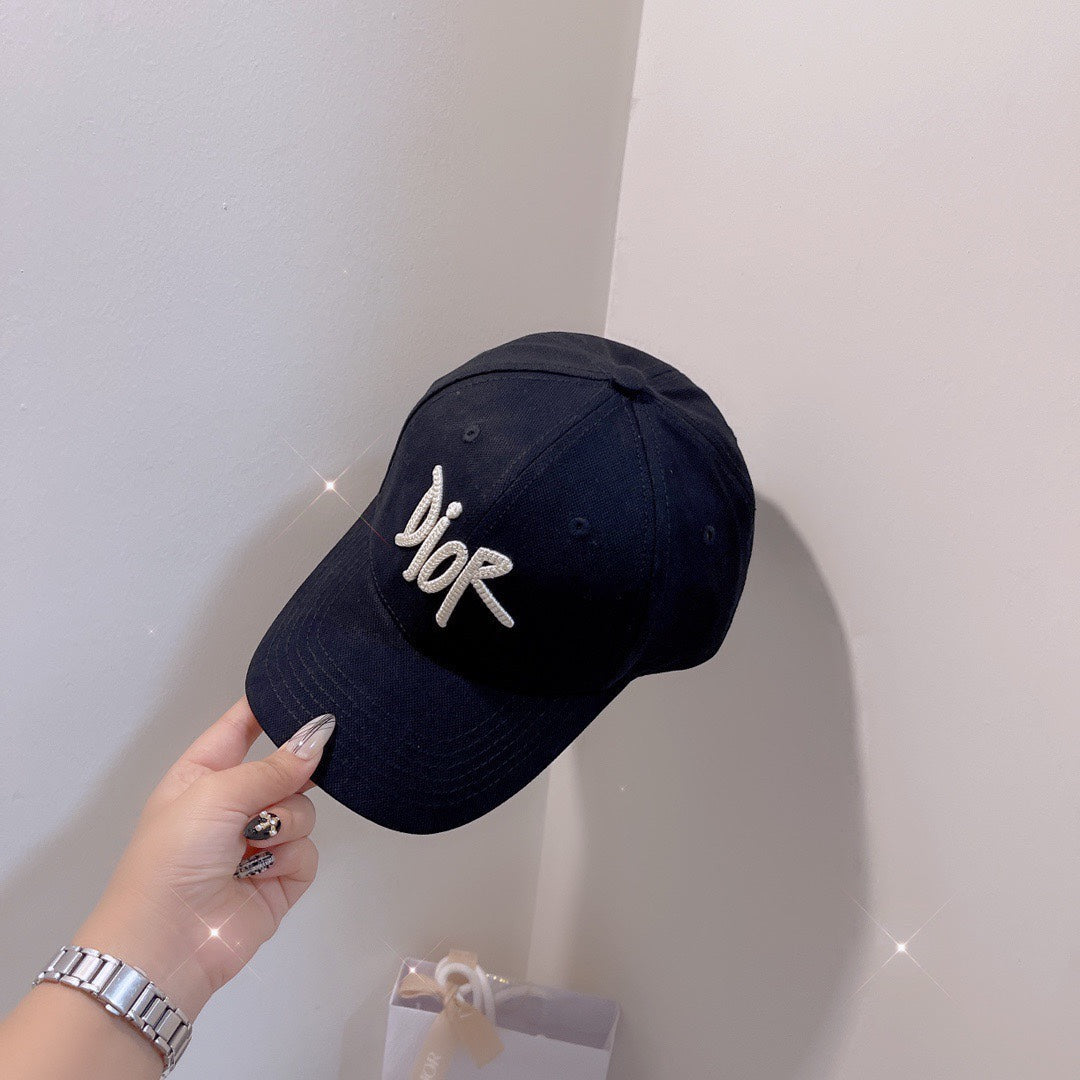迪D家-刺繡Logo棒球帽 黑色