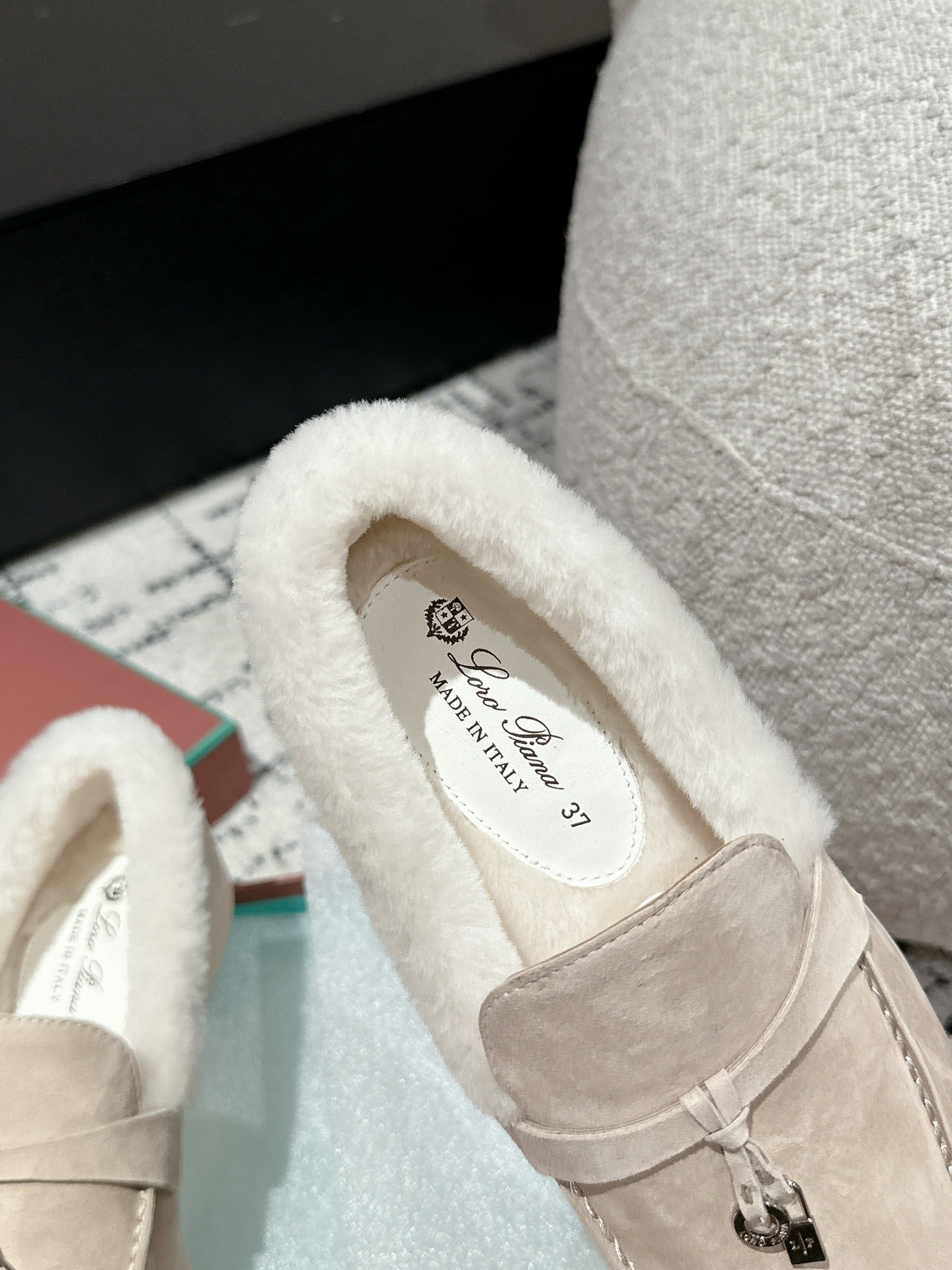 L-Piana-2024兔毛樂福鞋 奶茶色