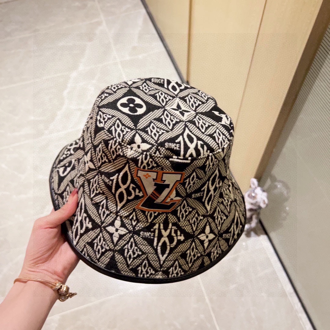 路L家-2023專櫃新款滿版刺繡漁夫帽 黑色