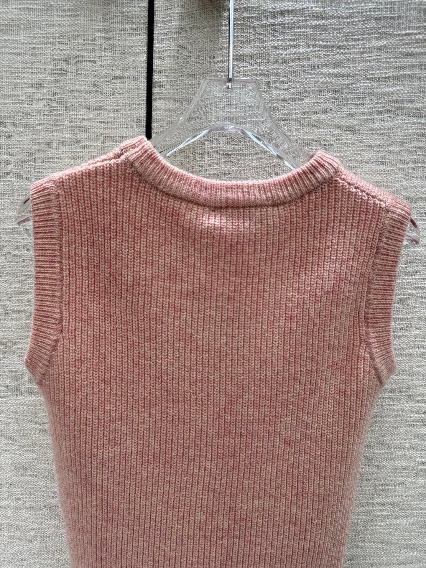 迪D家-2403 刺繡CD字母針織無袖背心