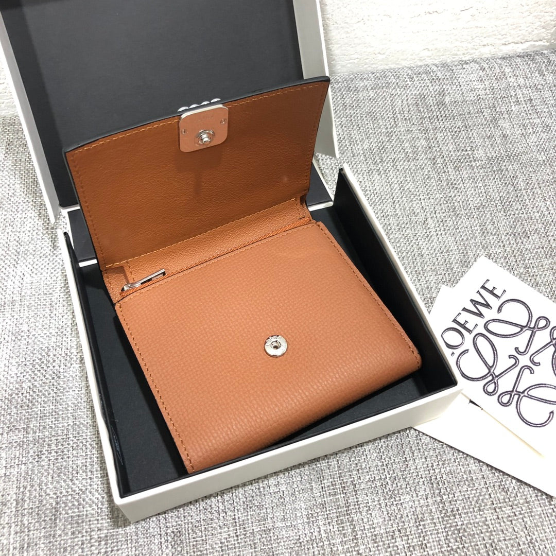 羅L威-Anagram系列 對折短款錢包 咖啡色