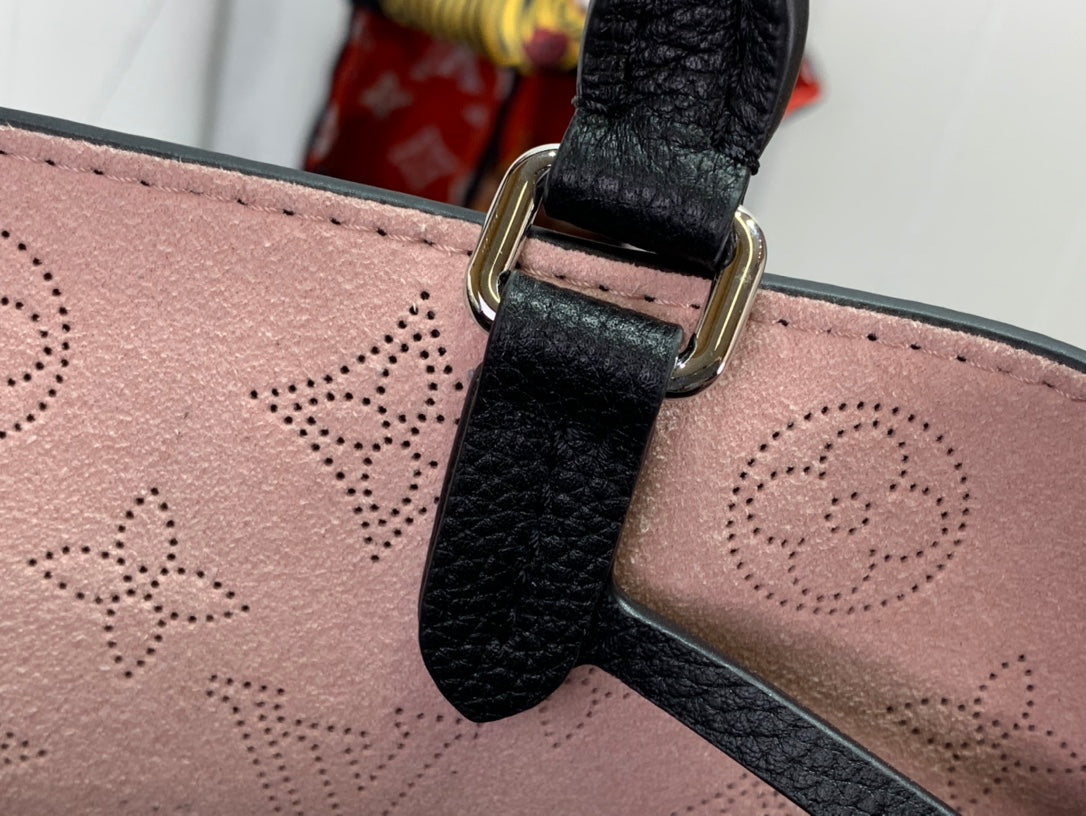 M59200 路L家-Bella Tote 手袋