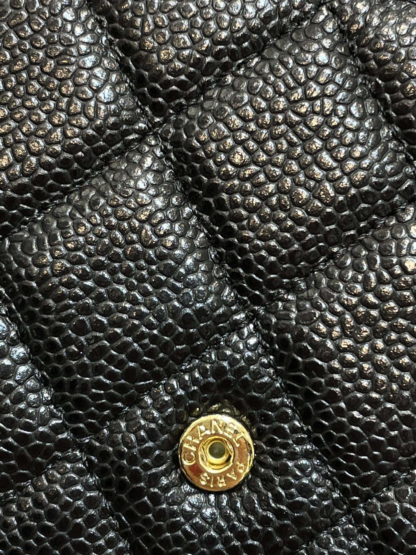 小香家-經典菱格荔枝皮三折長夾 黑色金扣