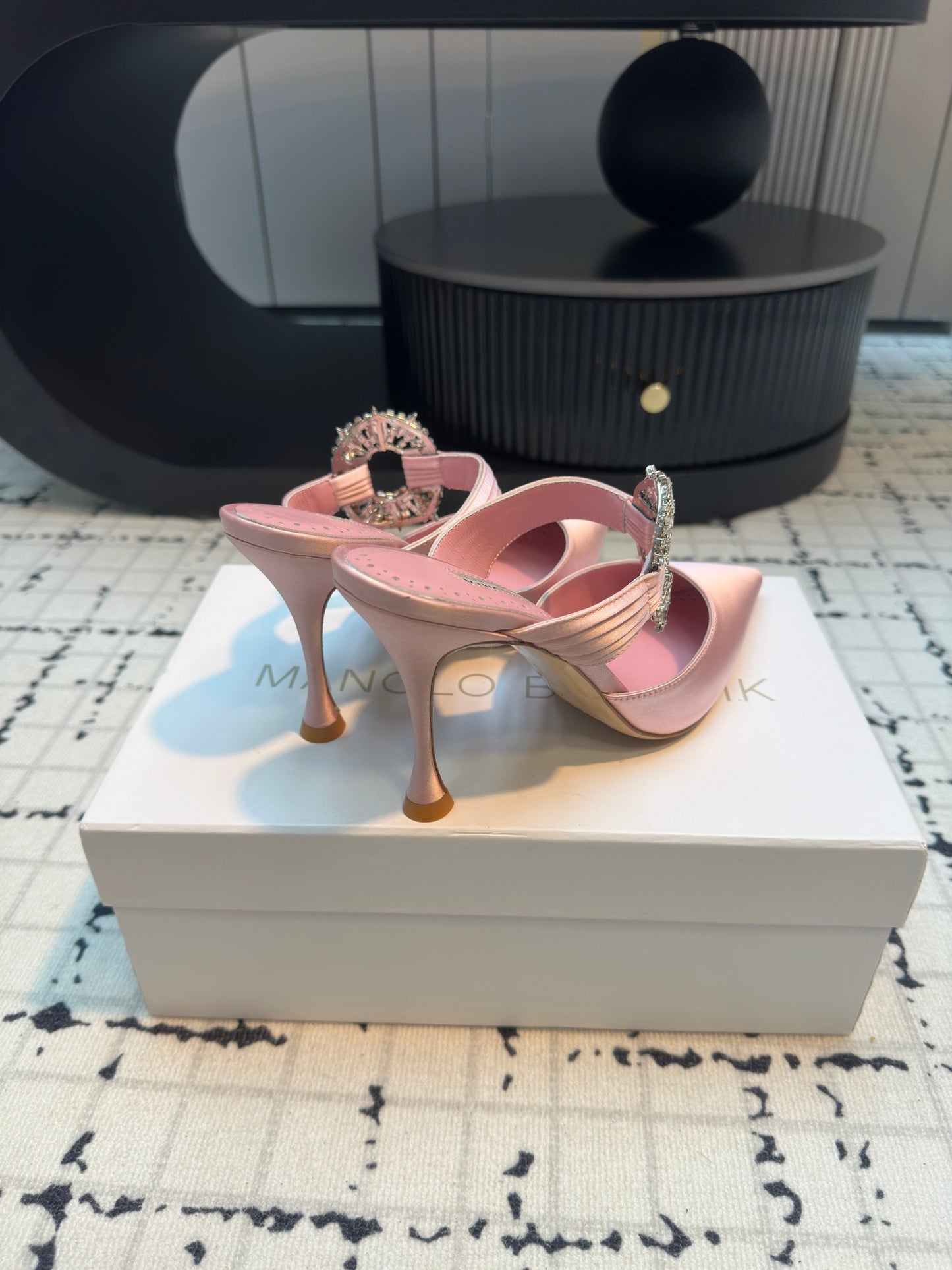 Manolo Blahnik-2024 尖頭高跟鞋 粉色