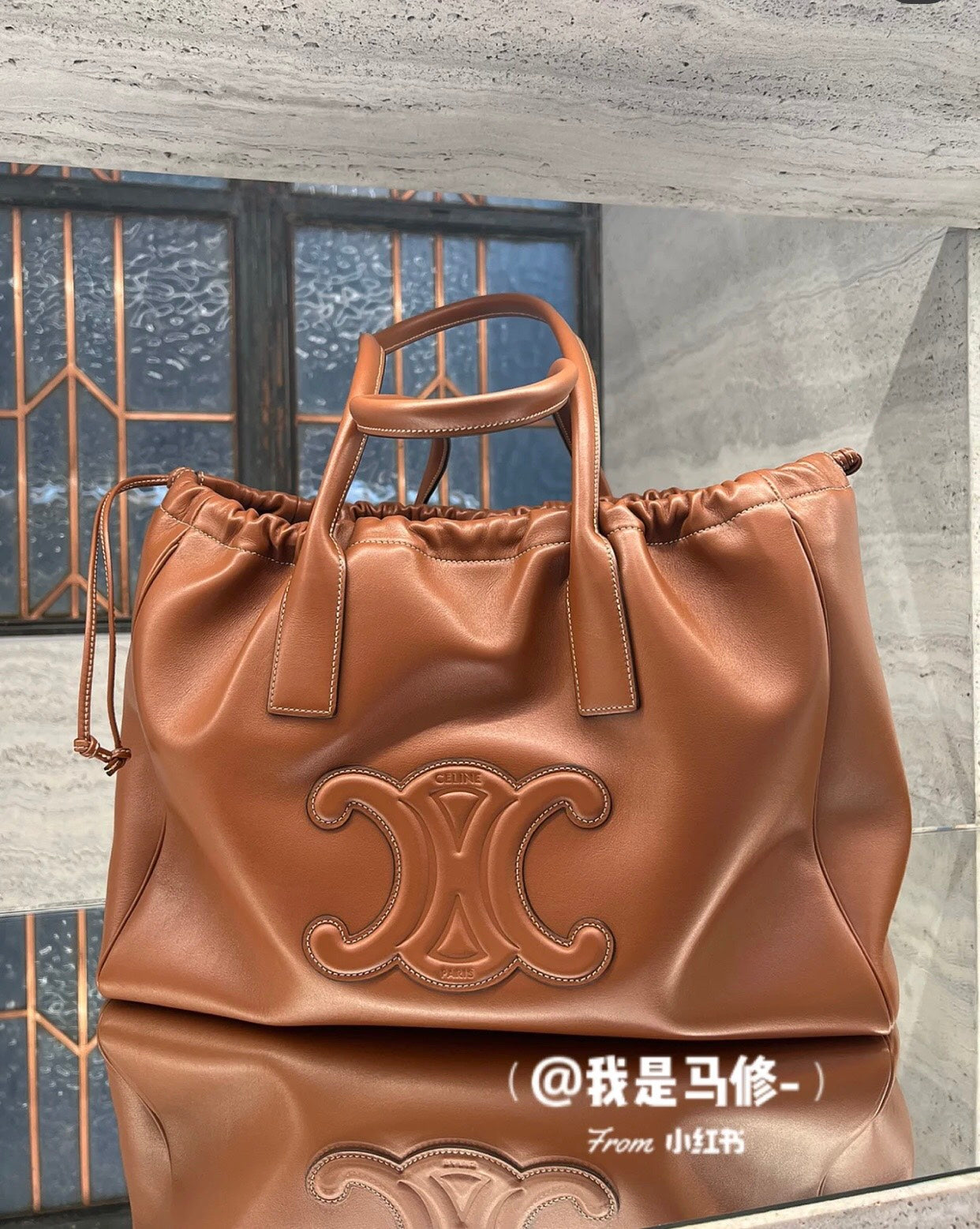 賽C家-CABAS TRIOMPHE 光滑牛皮革抽繩包 棕色 大號
