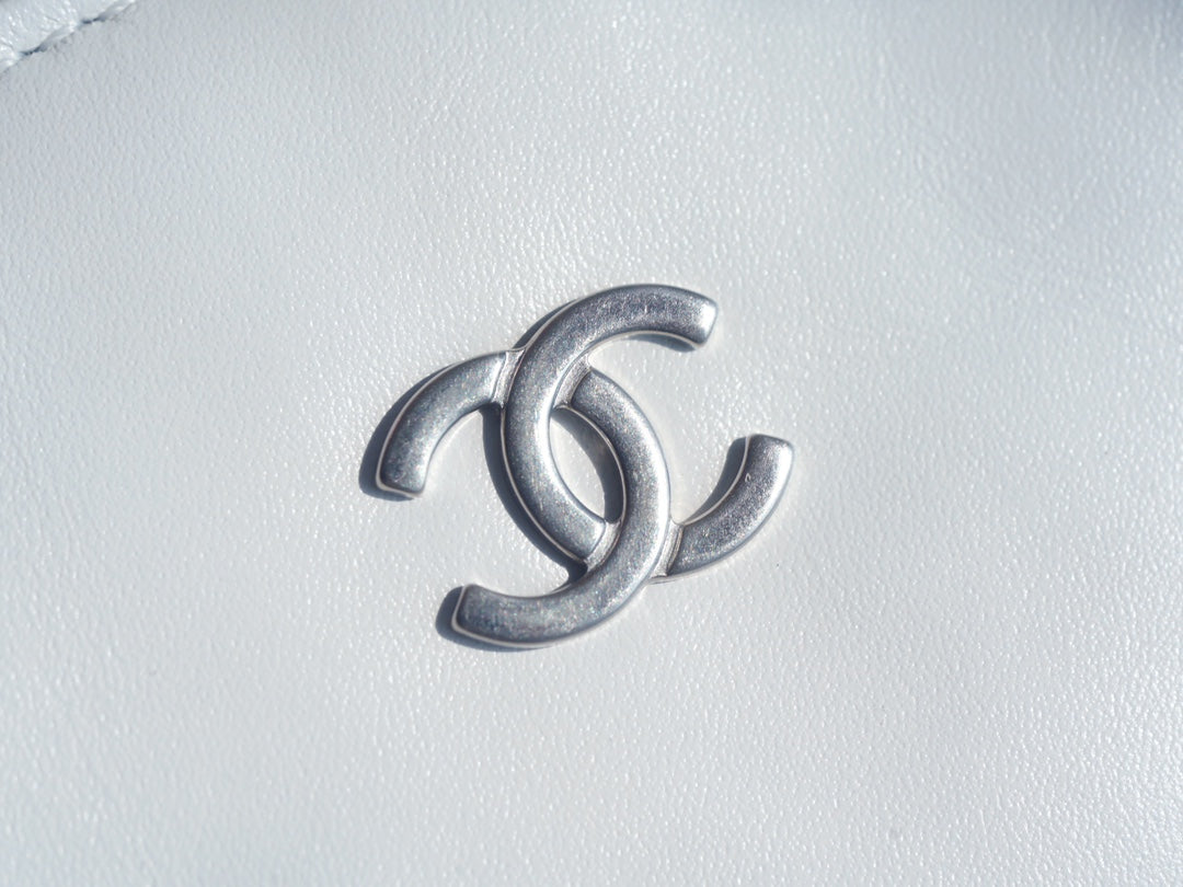 小香家-Chanel 22號手袋 橫版 白銀色