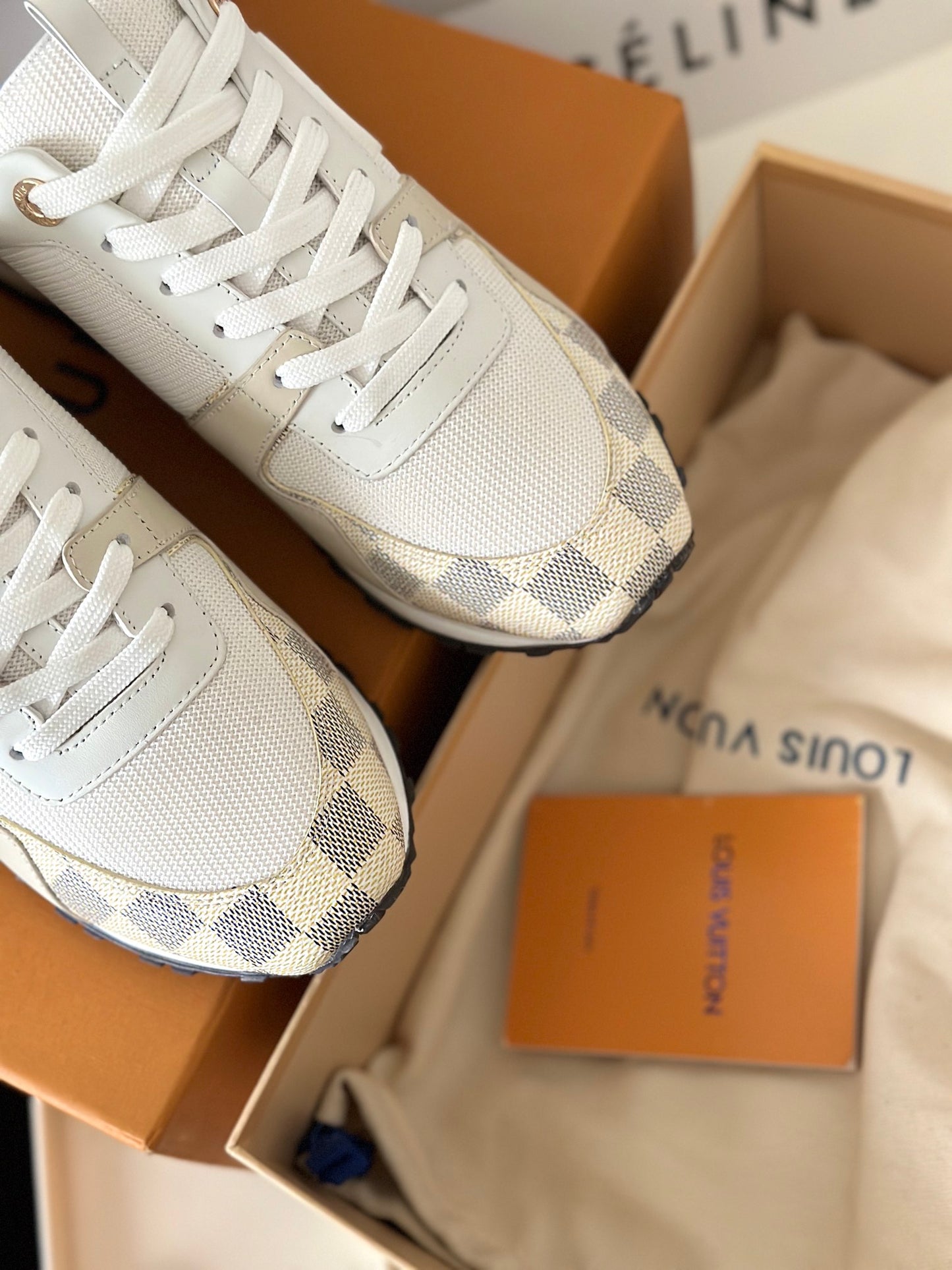 路L家-Runaway運動鞋 棋盤格杏色