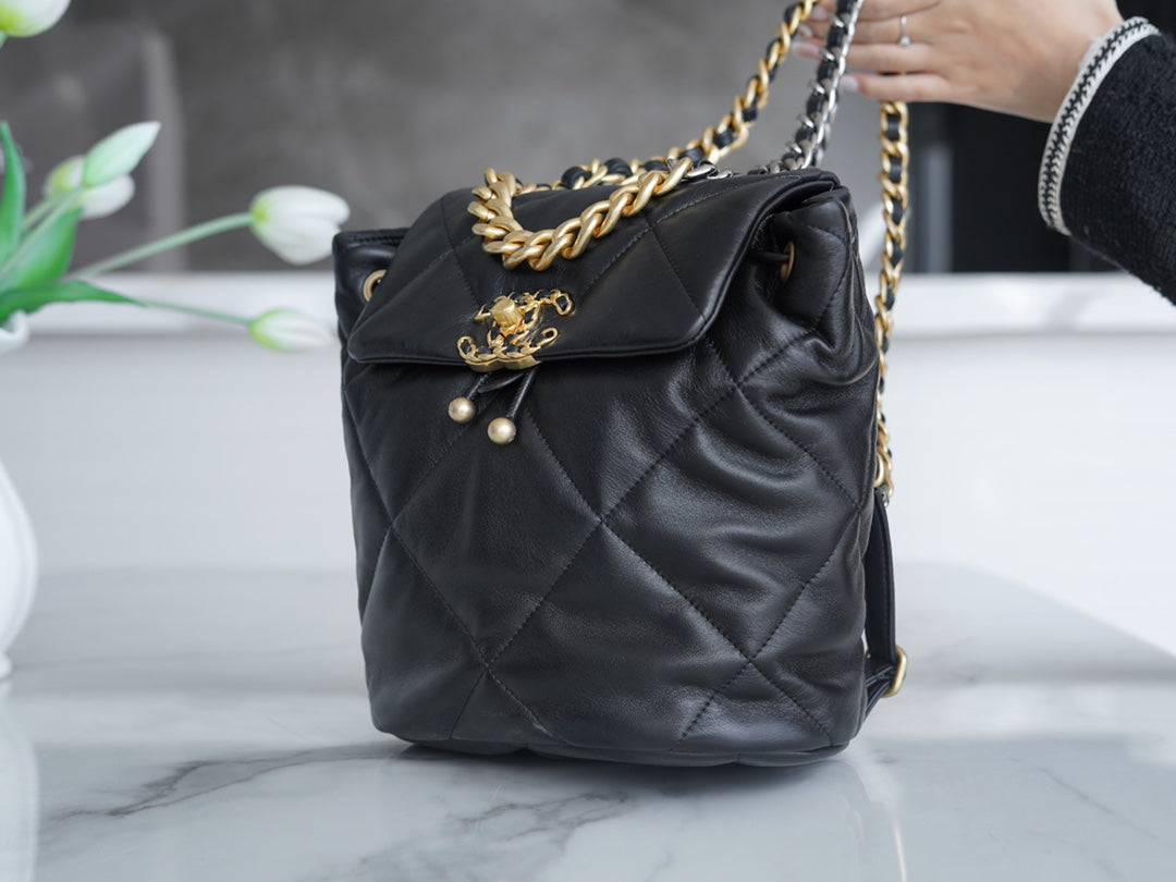 小香家- Chanel 24C 19bag 雙肩後背包 黑色