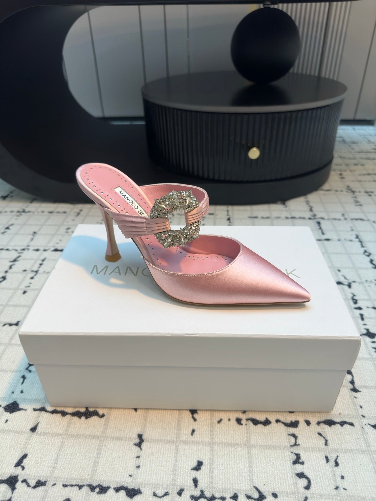 Manolo Blahnik-2024 尖頭高跟鞋 粉色