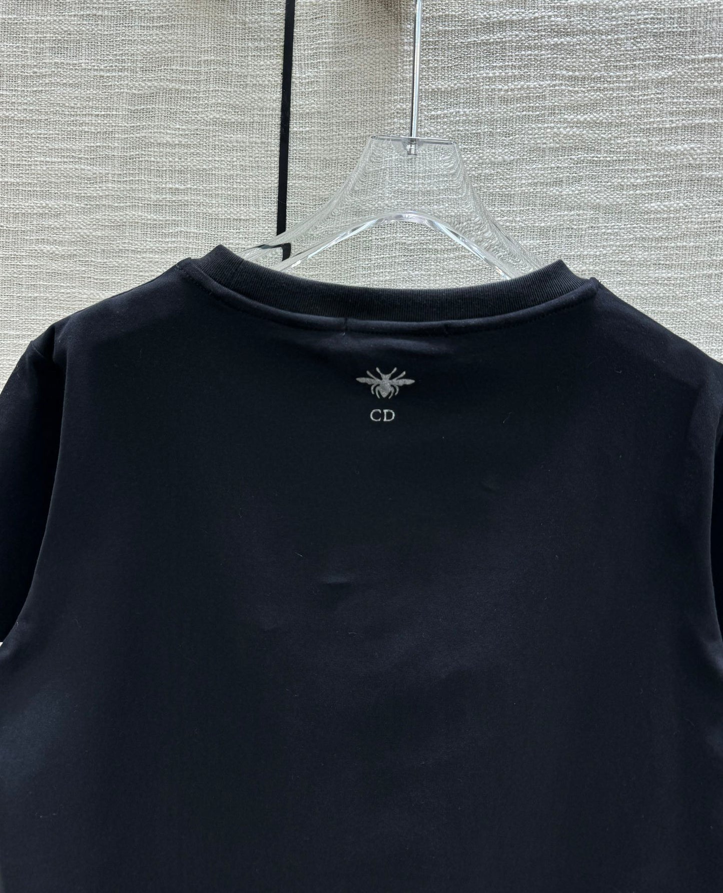 迪D家-2403 24春夏最新重工燙鑽印花短袖T 黑色
