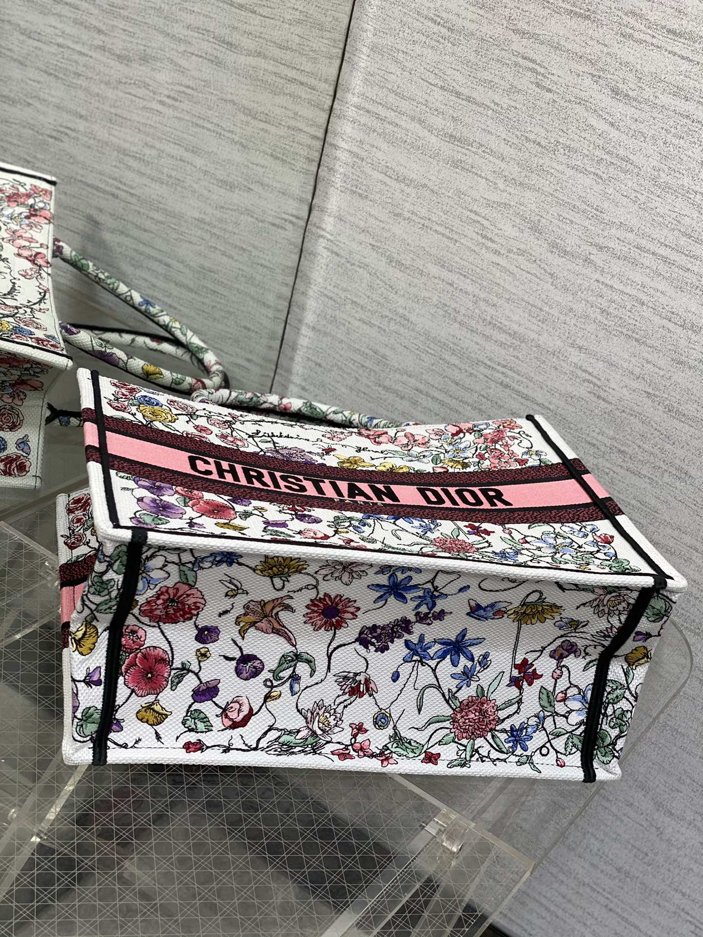 迪D家-Book Tote 2023春夏系列 浪漫花刺繡粉色 中號