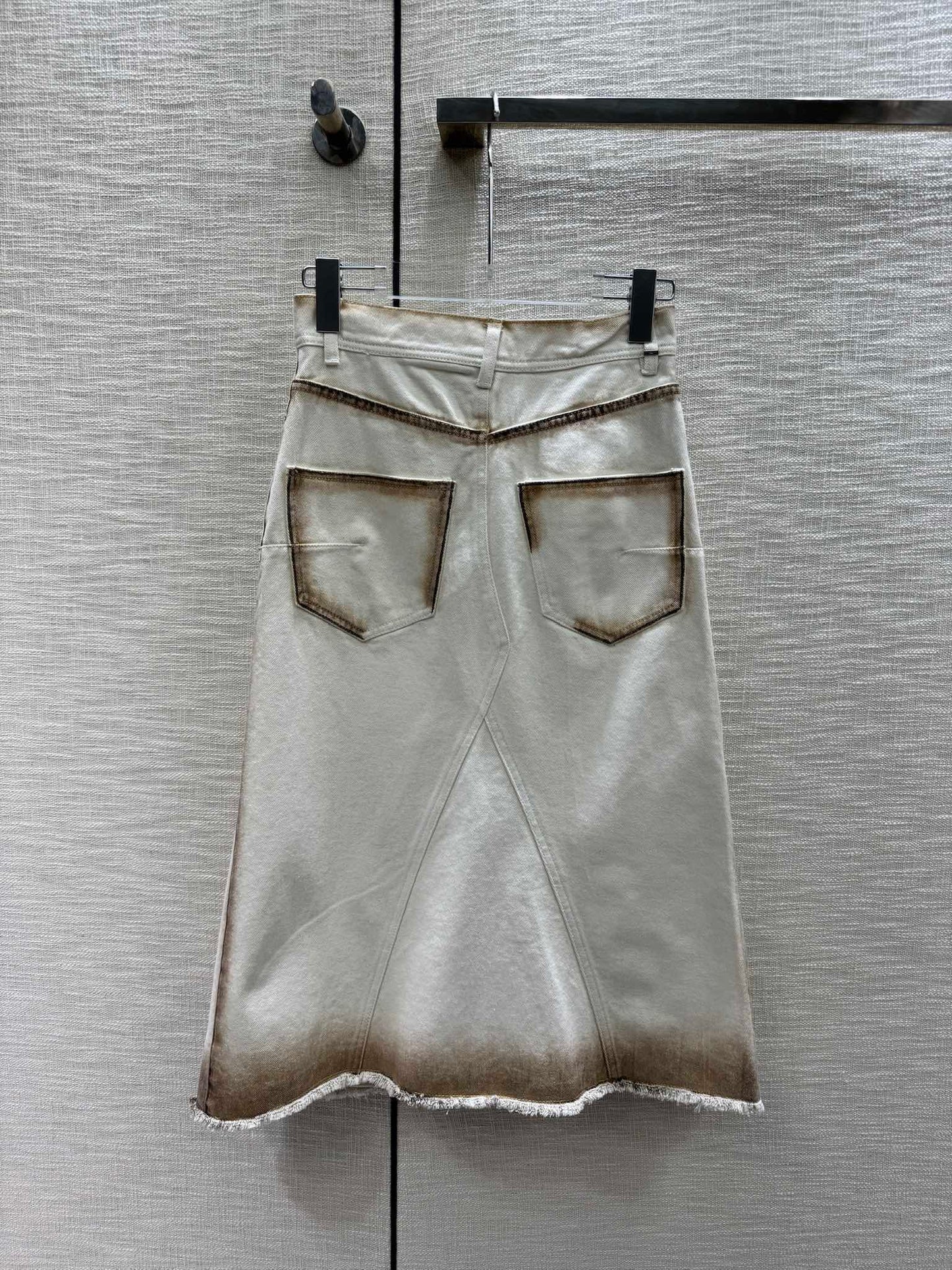 迪D家-2403 24早春最新燃燒效果紮染漸層洗水工藝牛仔裙