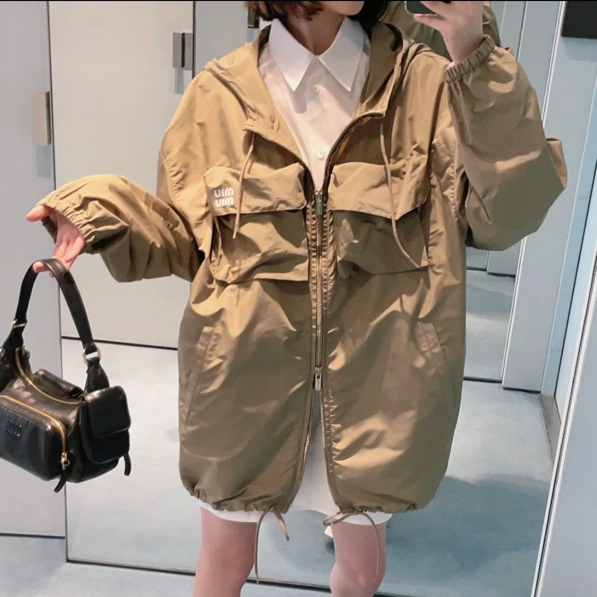 穆M家-納帕軟皮pocket手袋 黑色