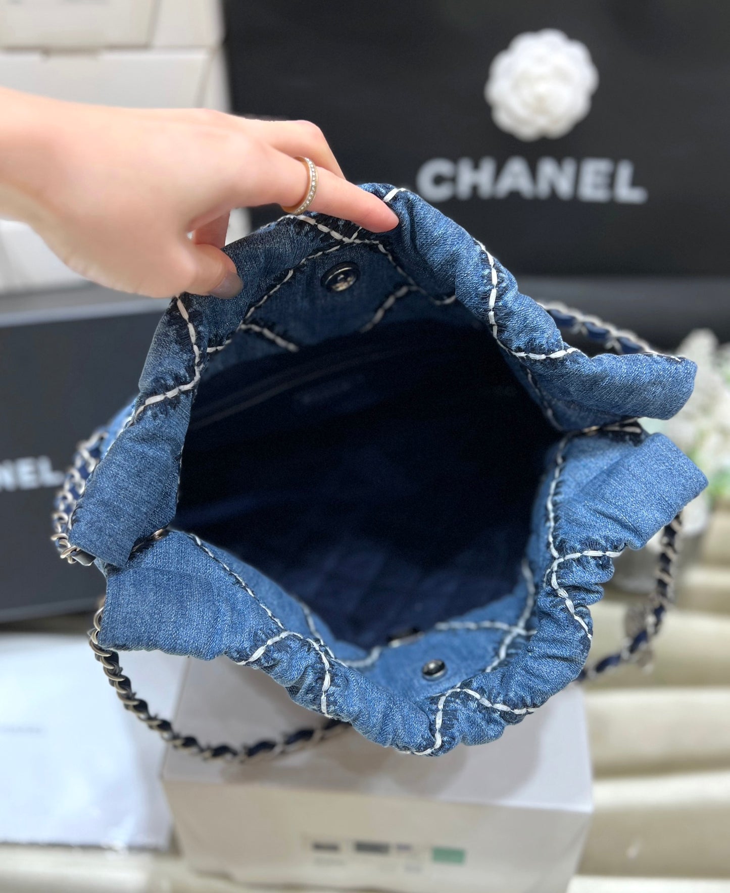 小香家-春夏新款 Chanel 22號手袋 菱格紋縫線牛仔布