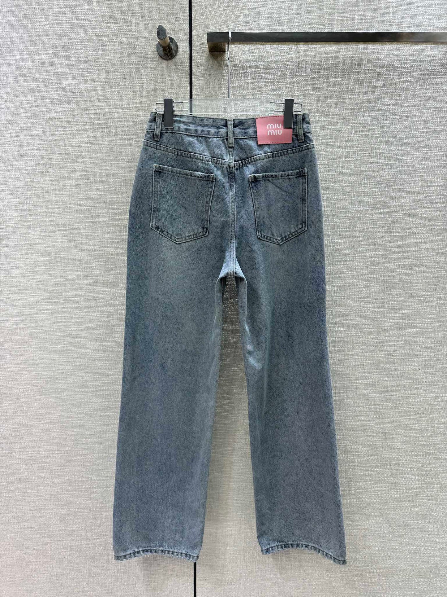 穆Ｍ家-2404 高腰破洞牛仔褲